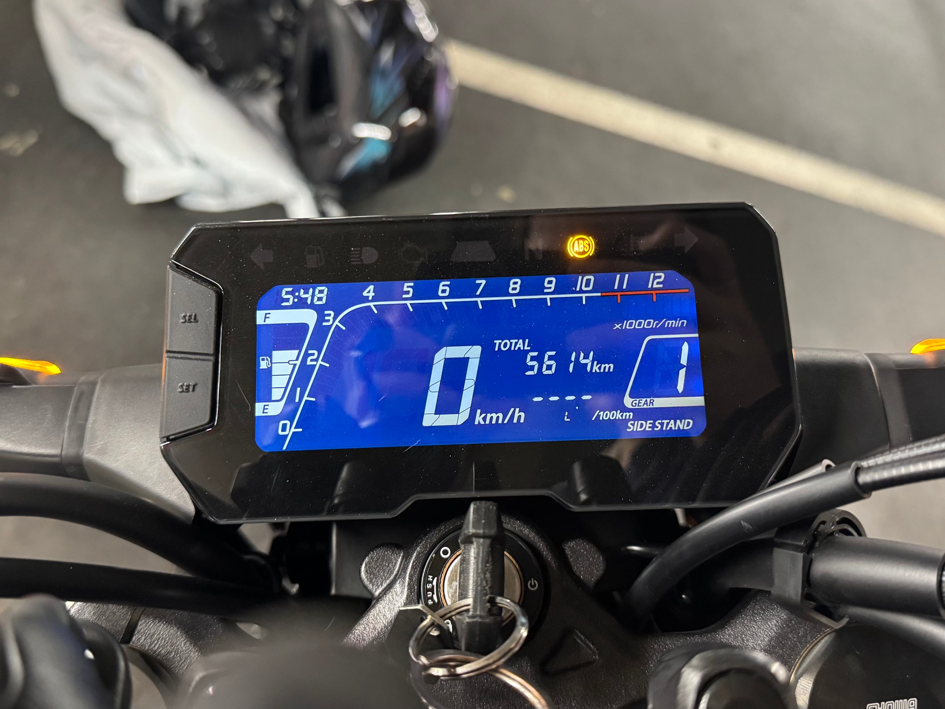 HONDA CB 300-image-3