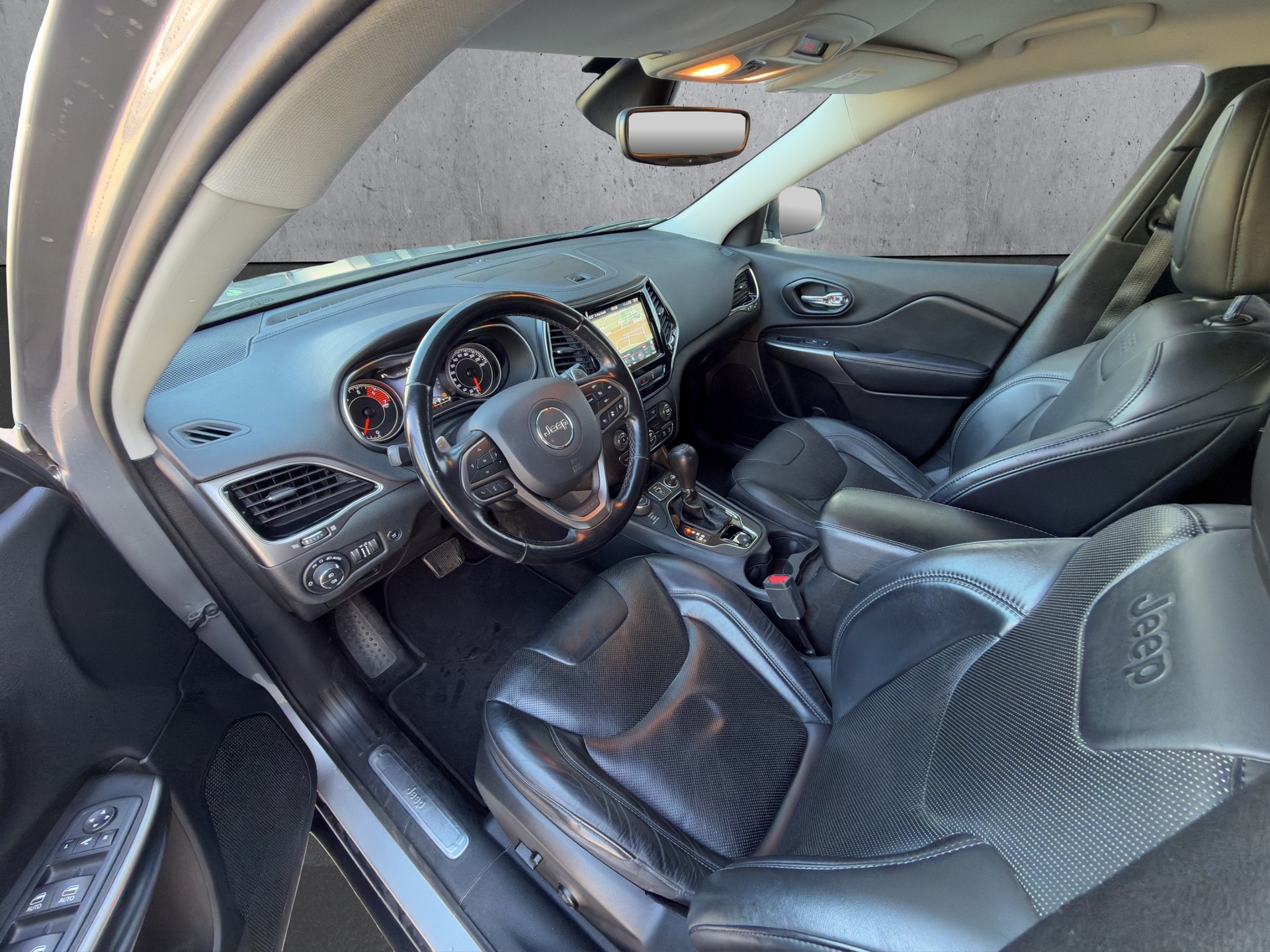 JEEP Cherokee 2.0 T Limited AWD-image-9