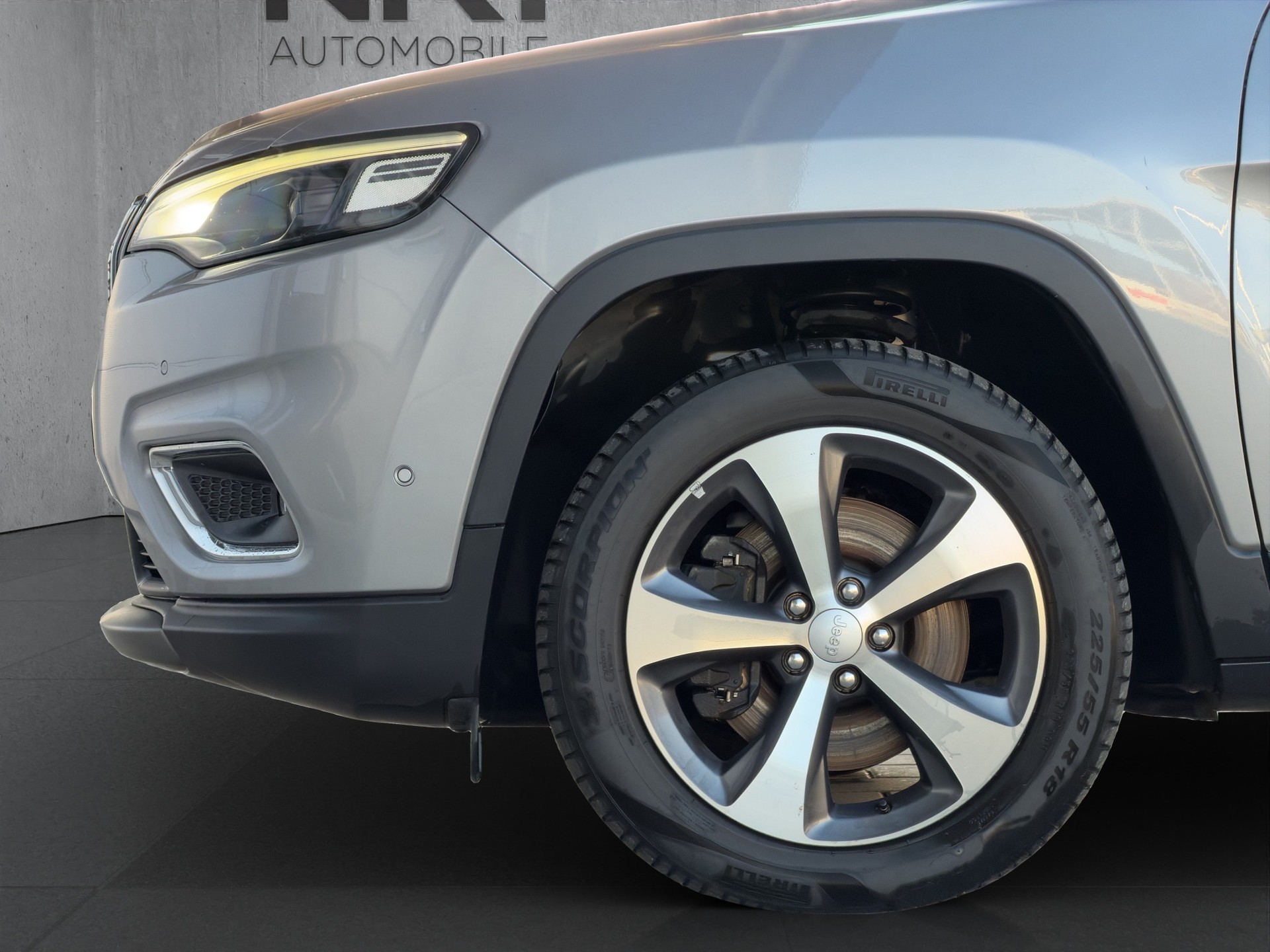 JEEP Cherokee 2.0 T Limited AWD-image-8