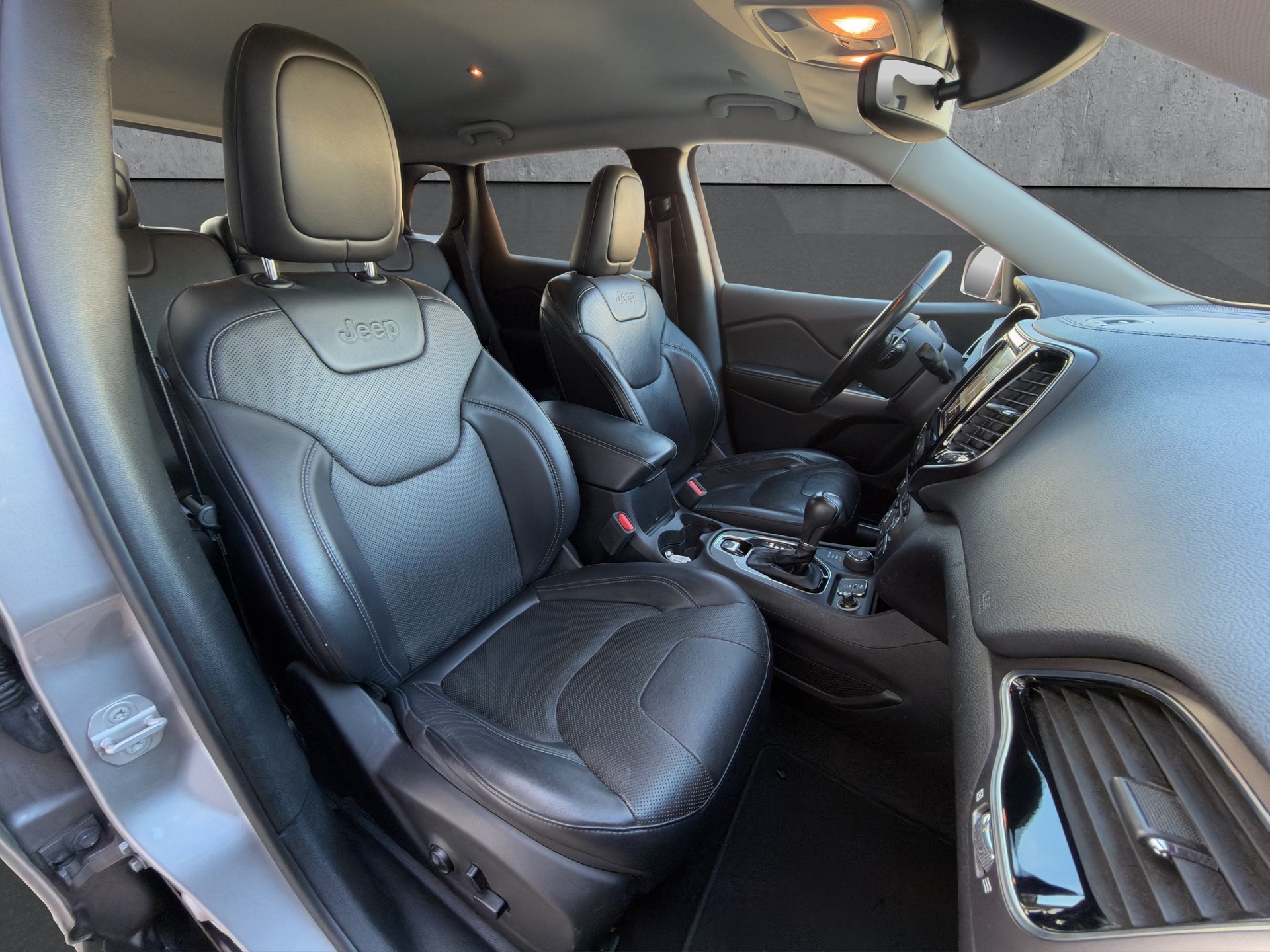 JEEP Cherokee 2.0 T Limited AWD-image-12
