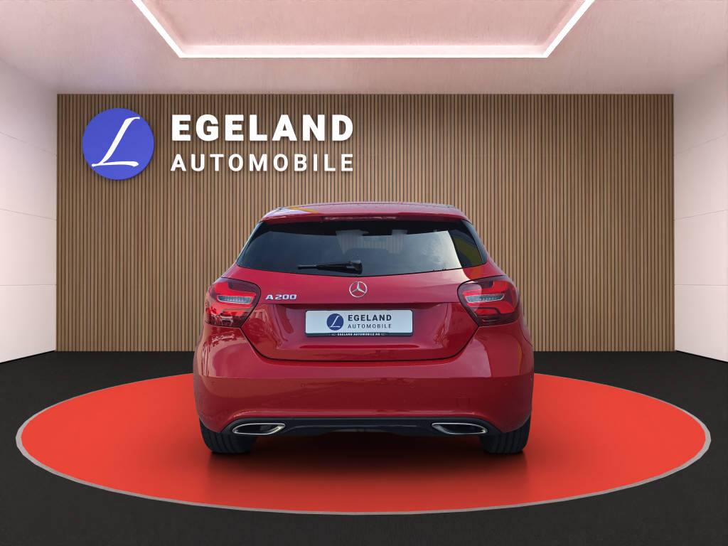 MERCEDES-BENZ A 200 Night Star-showroom-element-3