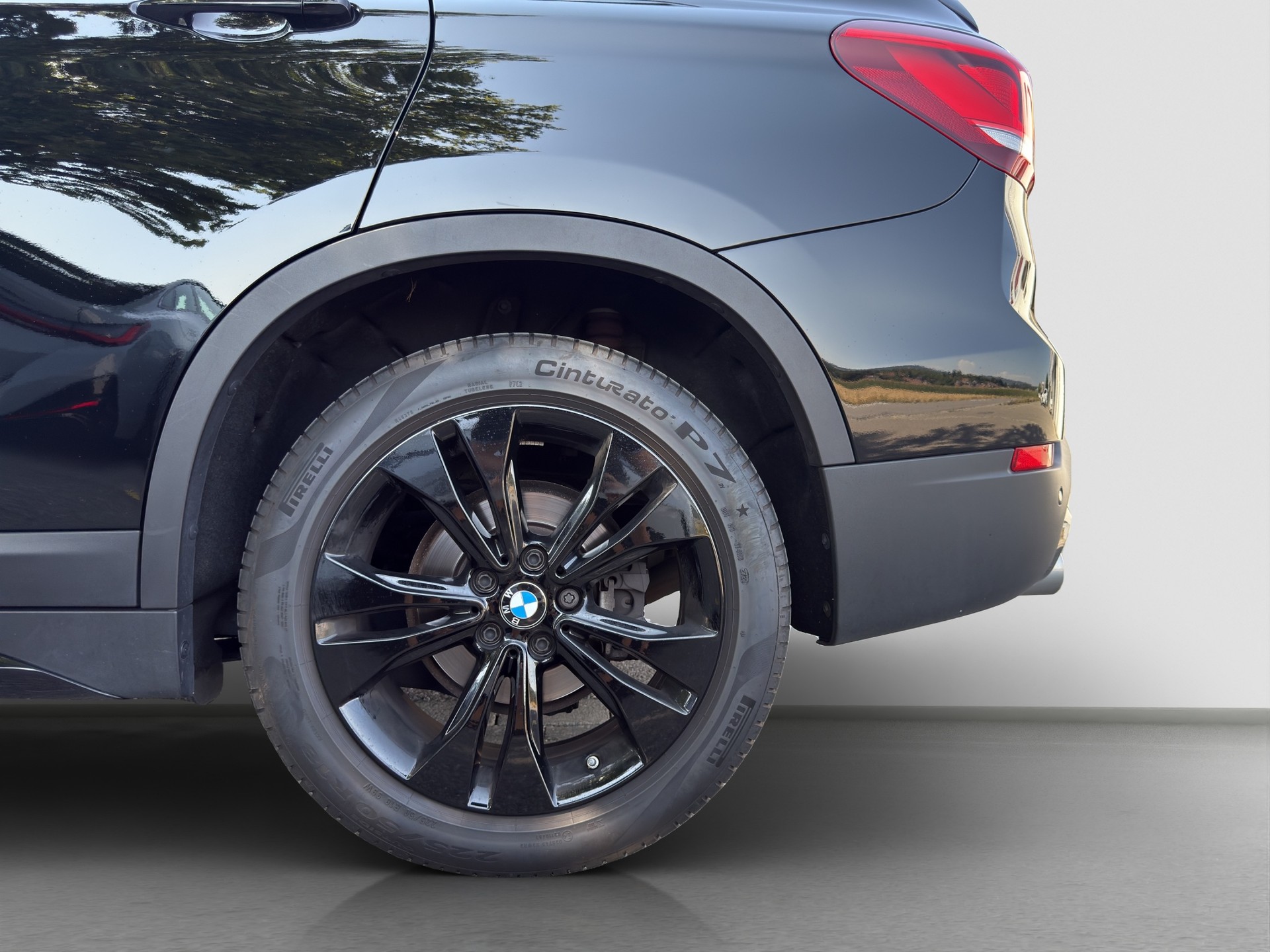 BMW X1 xDrive 18d Sport Line Steptronic-image-4