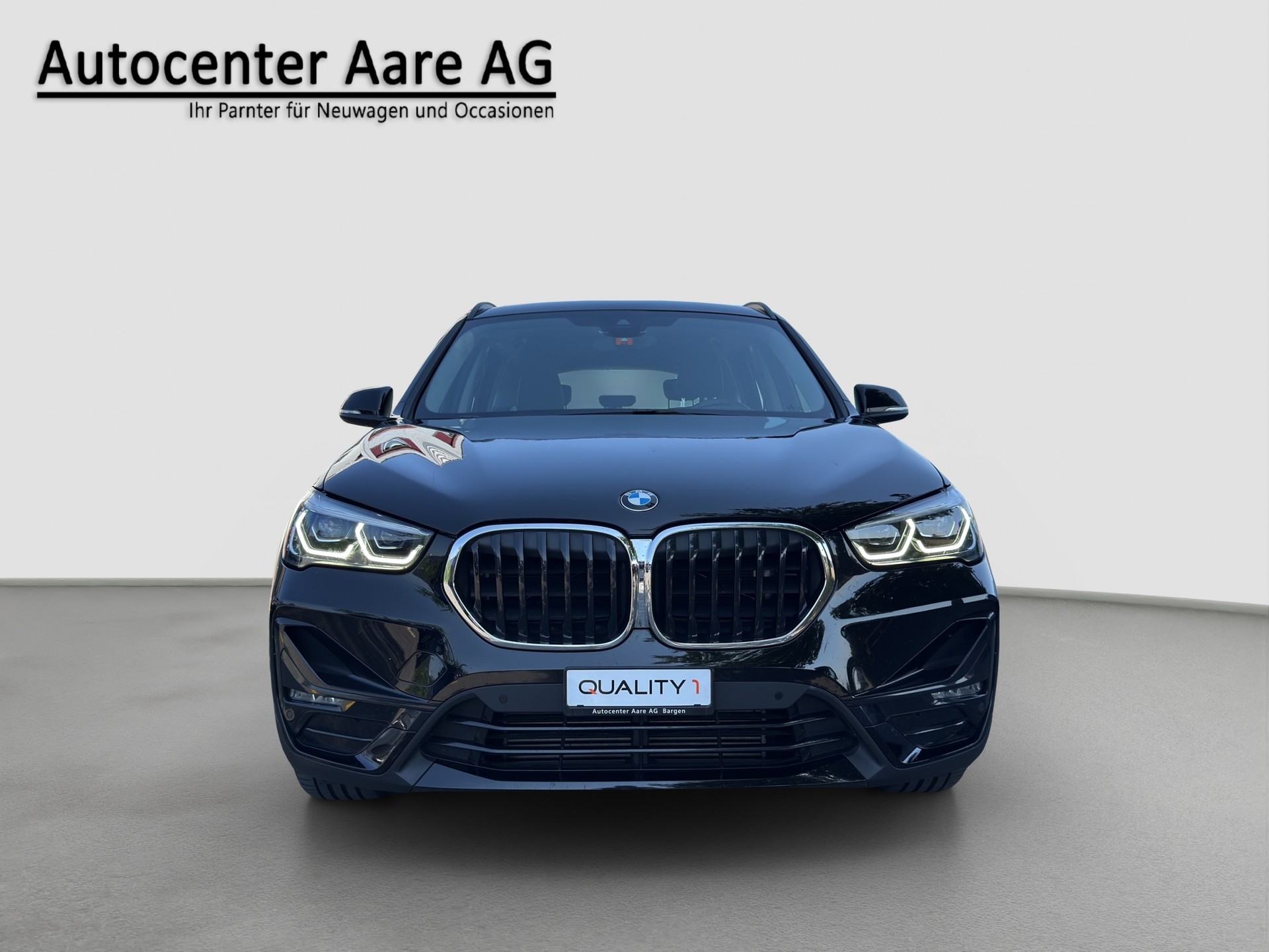BMW X1 xDrive 18d Sport Line Steptronic-showroom-element-1