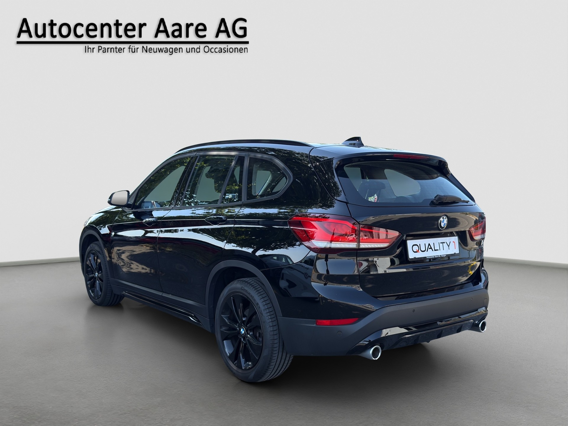 BMW X1 xDrive 18d Sport Line Steptronic-showroom-element-3