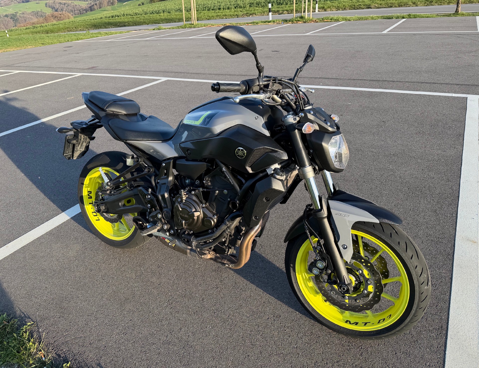 YAMAHA MT-07 ABS-image-2