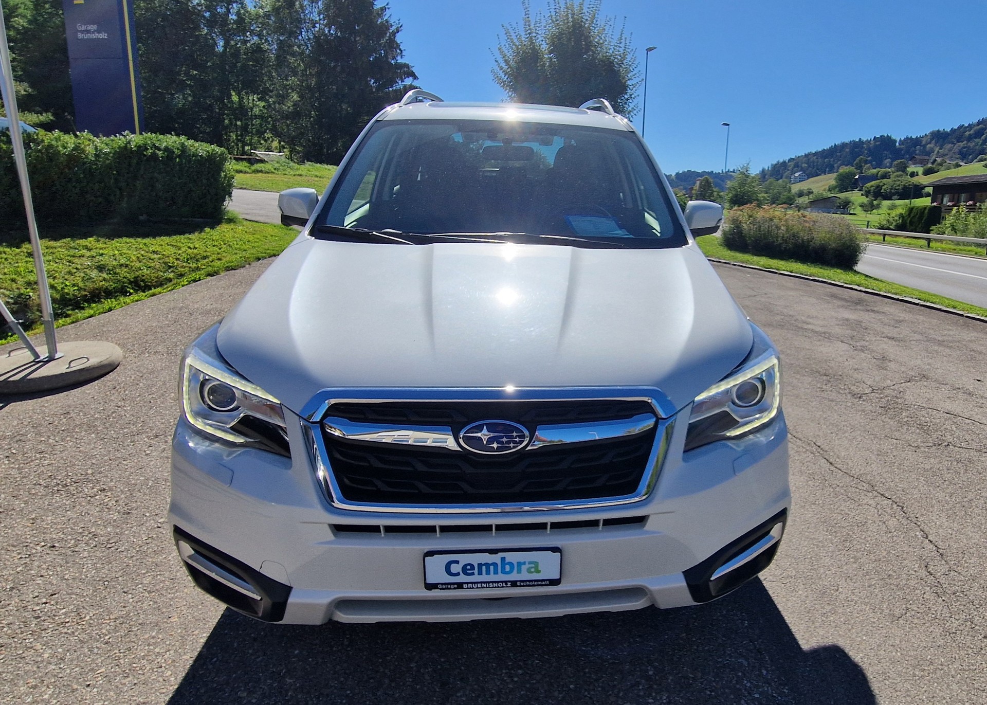 SUBARU Forester 2.0i Swiss Plus Lineartronic-showroom-element-1