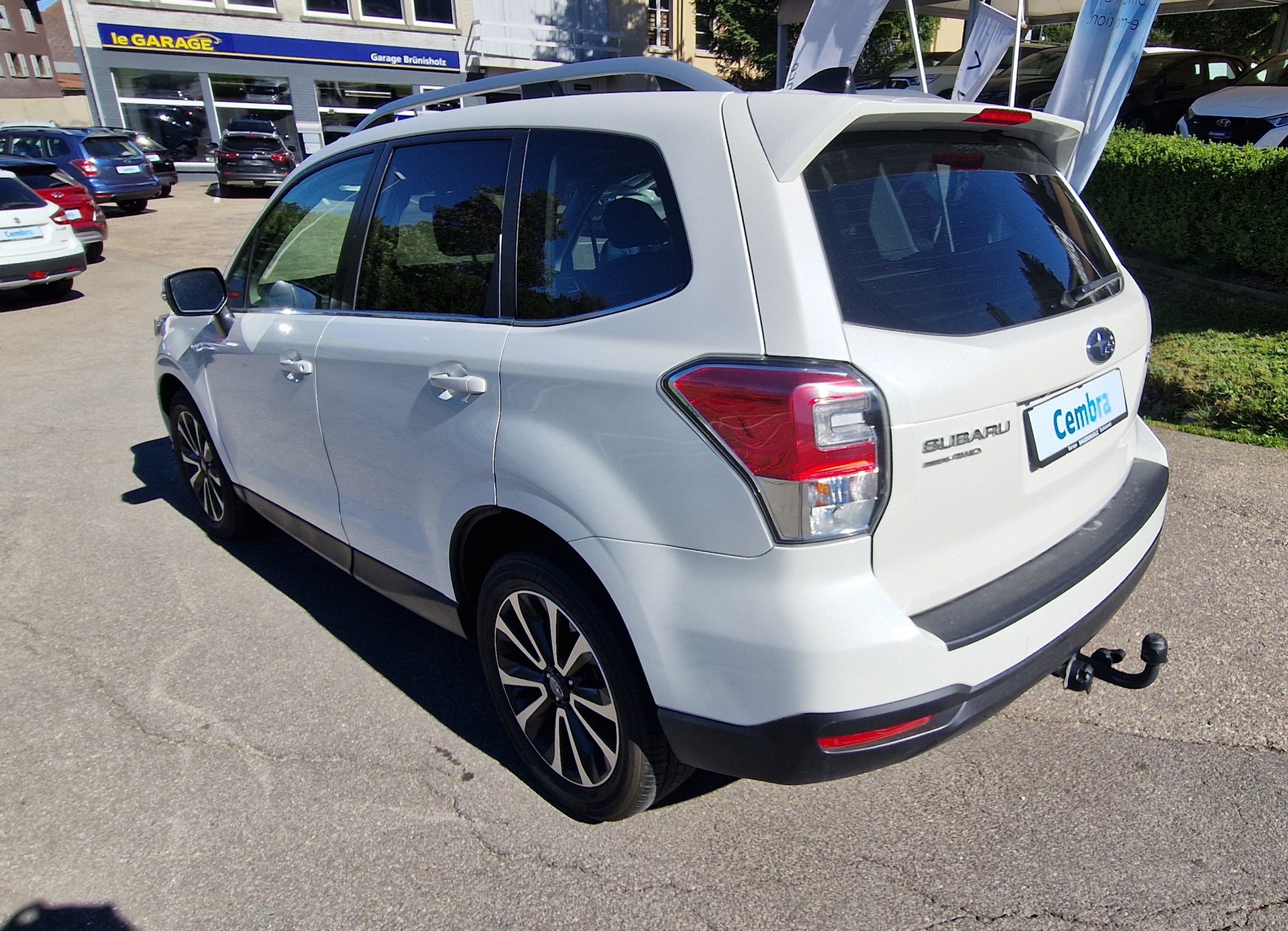 SUBARU Forester 2.0i Swiss Plus Lineartronic-image-5