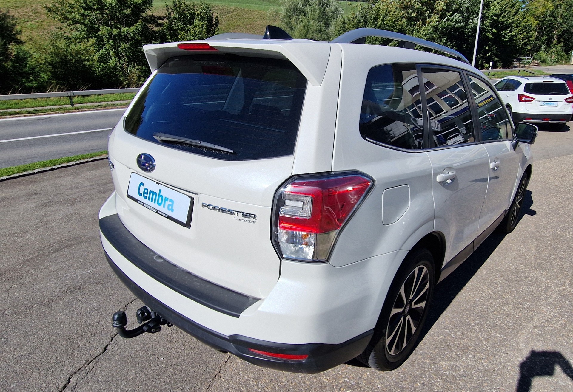 SUBARU Forester 2.0i Swiss Plus Lineartronic-showroom-element-3