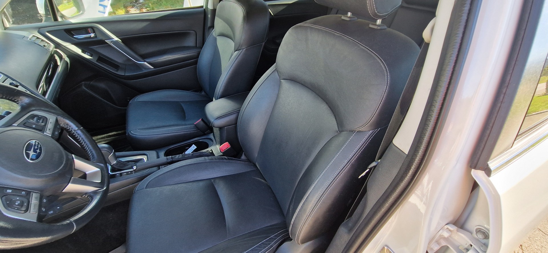 SUBARU Forester 2.0i Swiss Plus Lineartronic-image-7