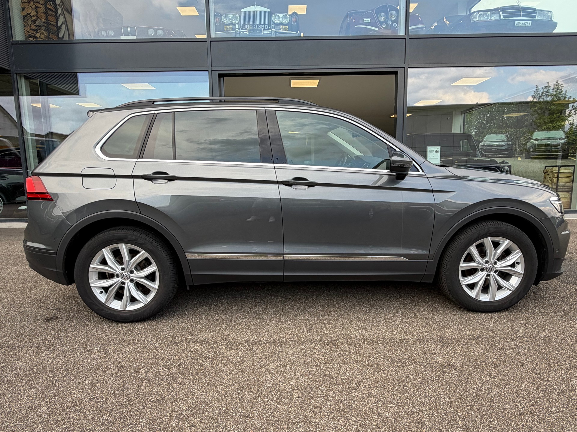VW Tiguan 1.5 TSI Comfortline DSG-showroom-element-1
