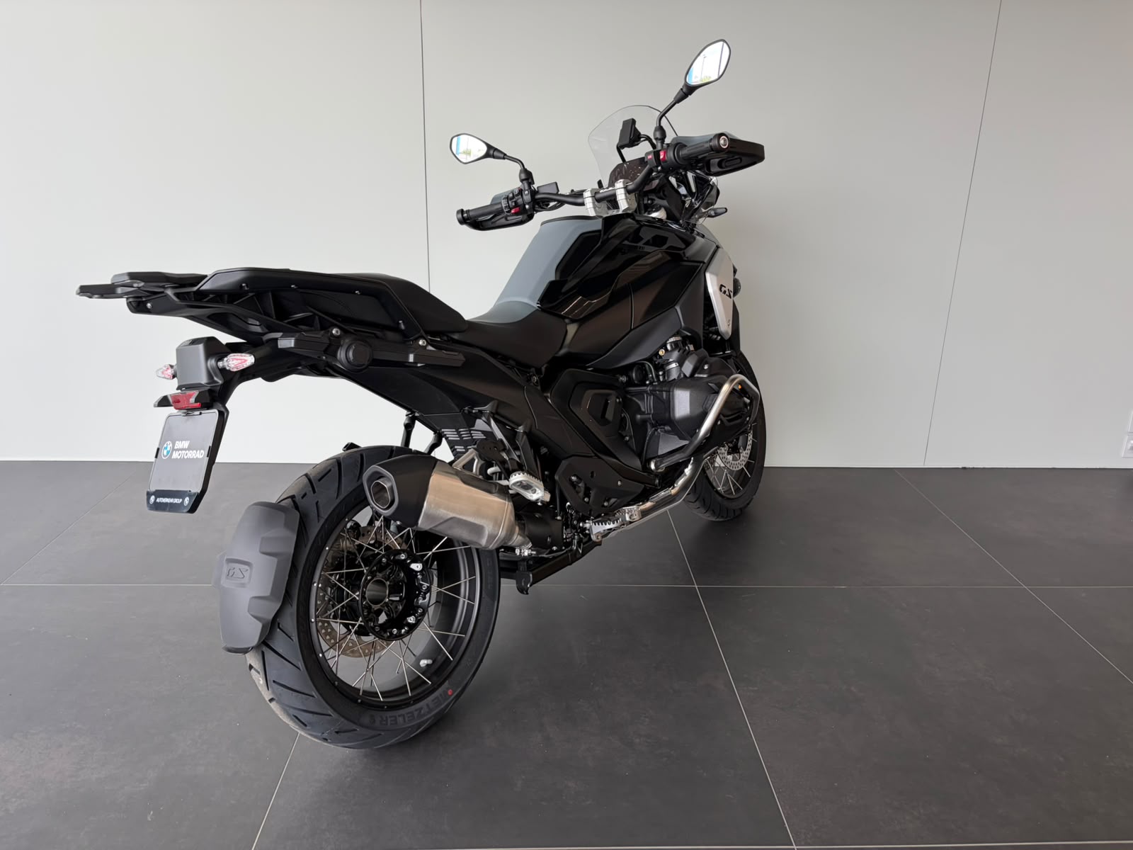 BMW R 1300 GS-image-7