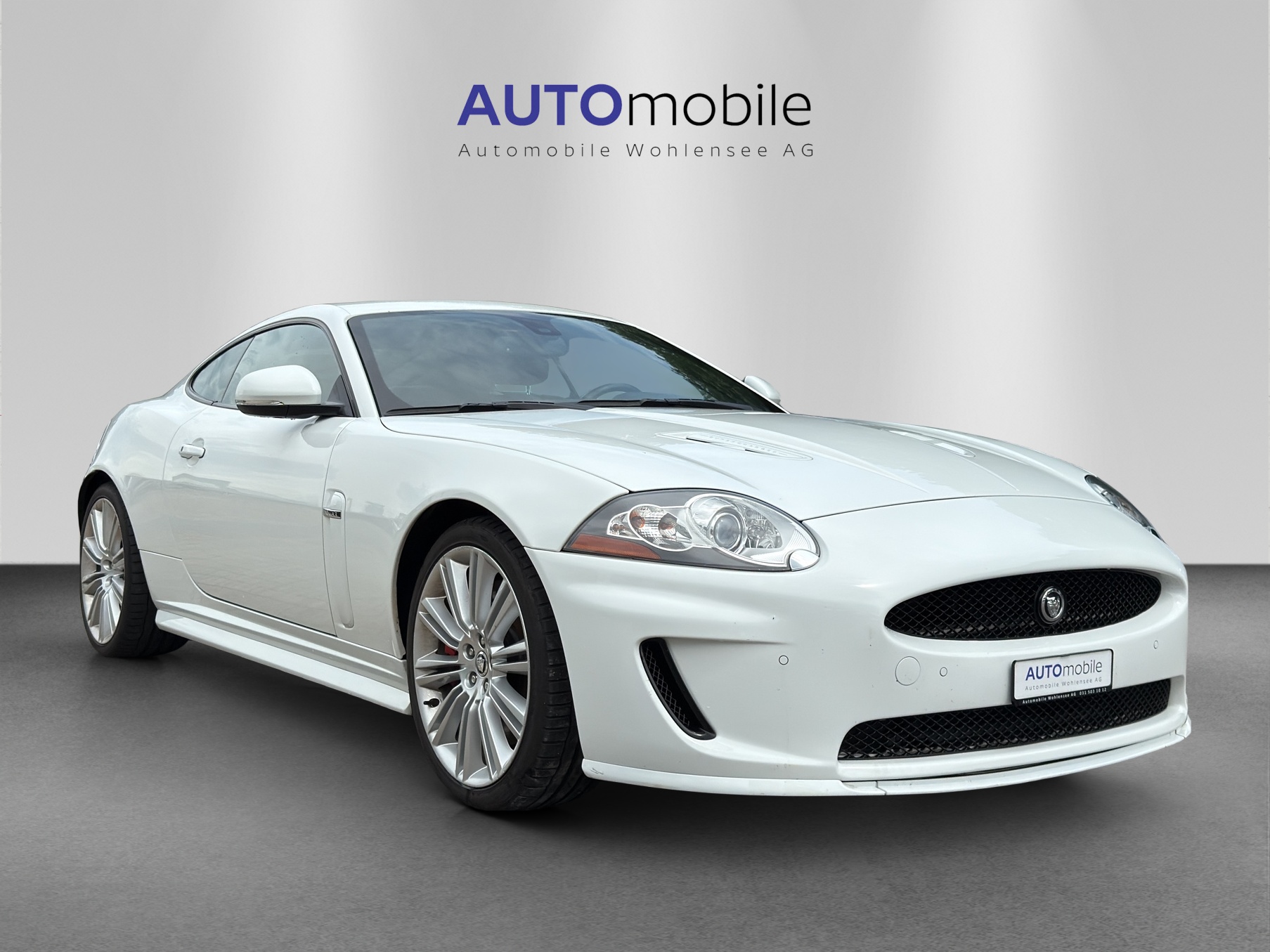 JAGUAR XKR 5.0 V8 SC Special Edition Automatic-showroom-element-3