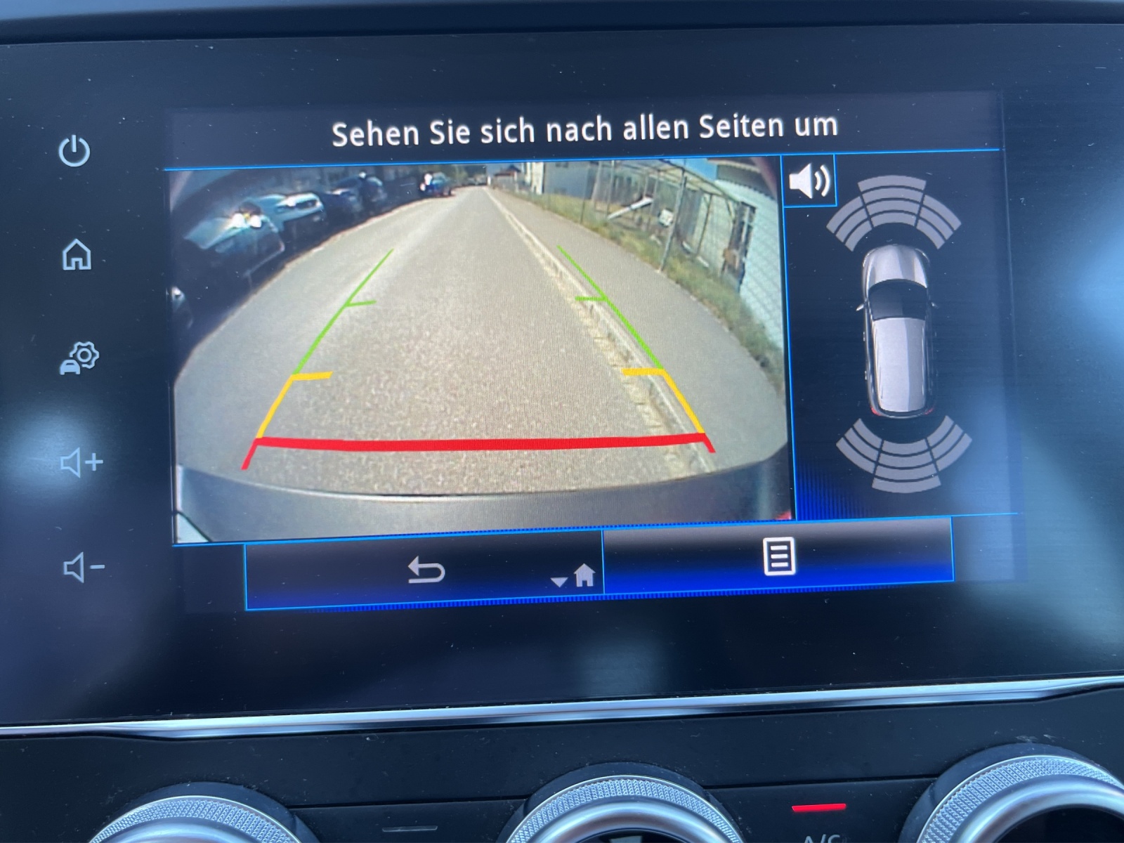 RENAULT Kadjar 1.3 TCe Business EDC-image-13