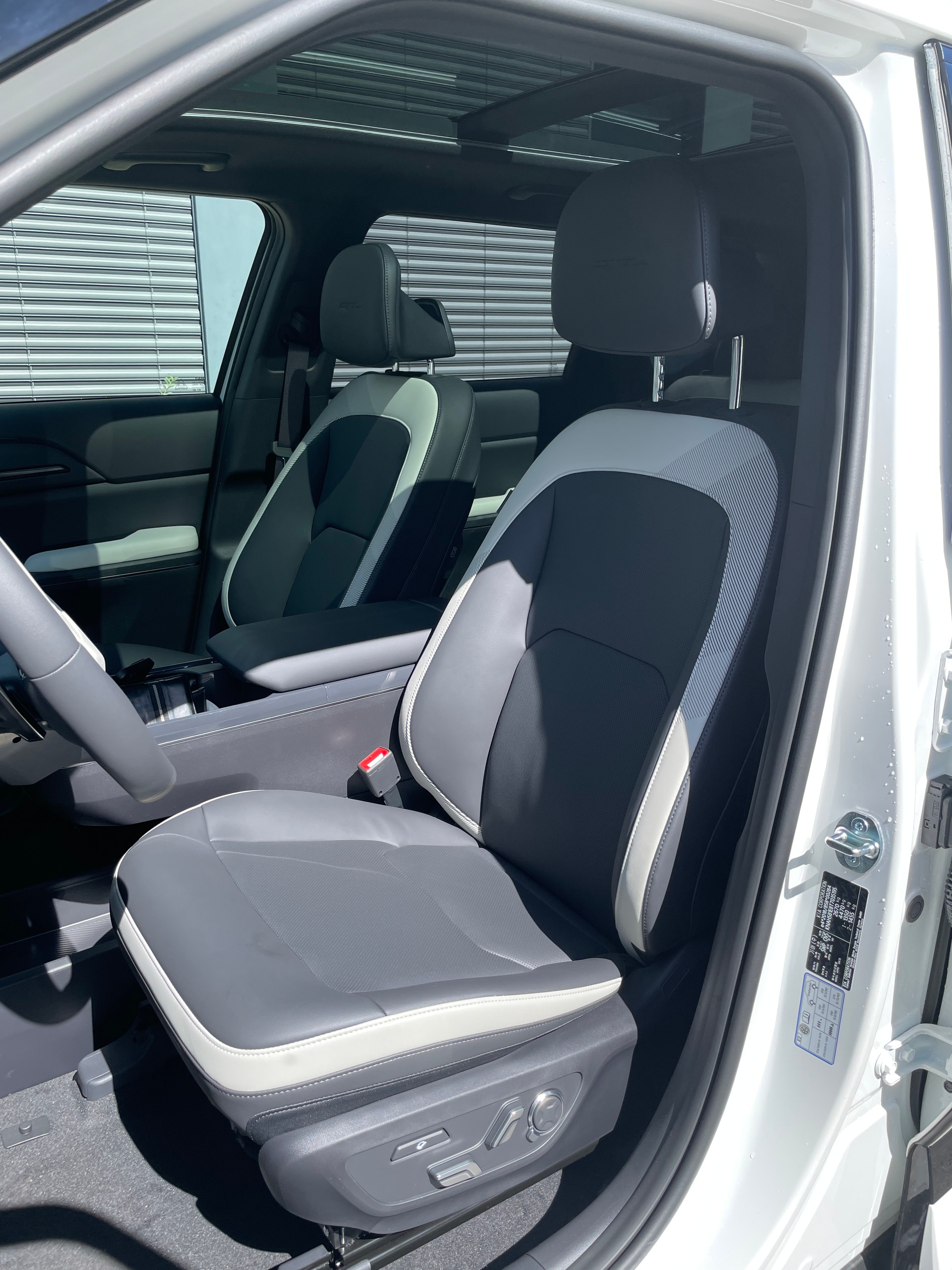 KIA EV5 81,4 kWh GT Line 4x4 mit GT-Line Pack und Panorama-image-14