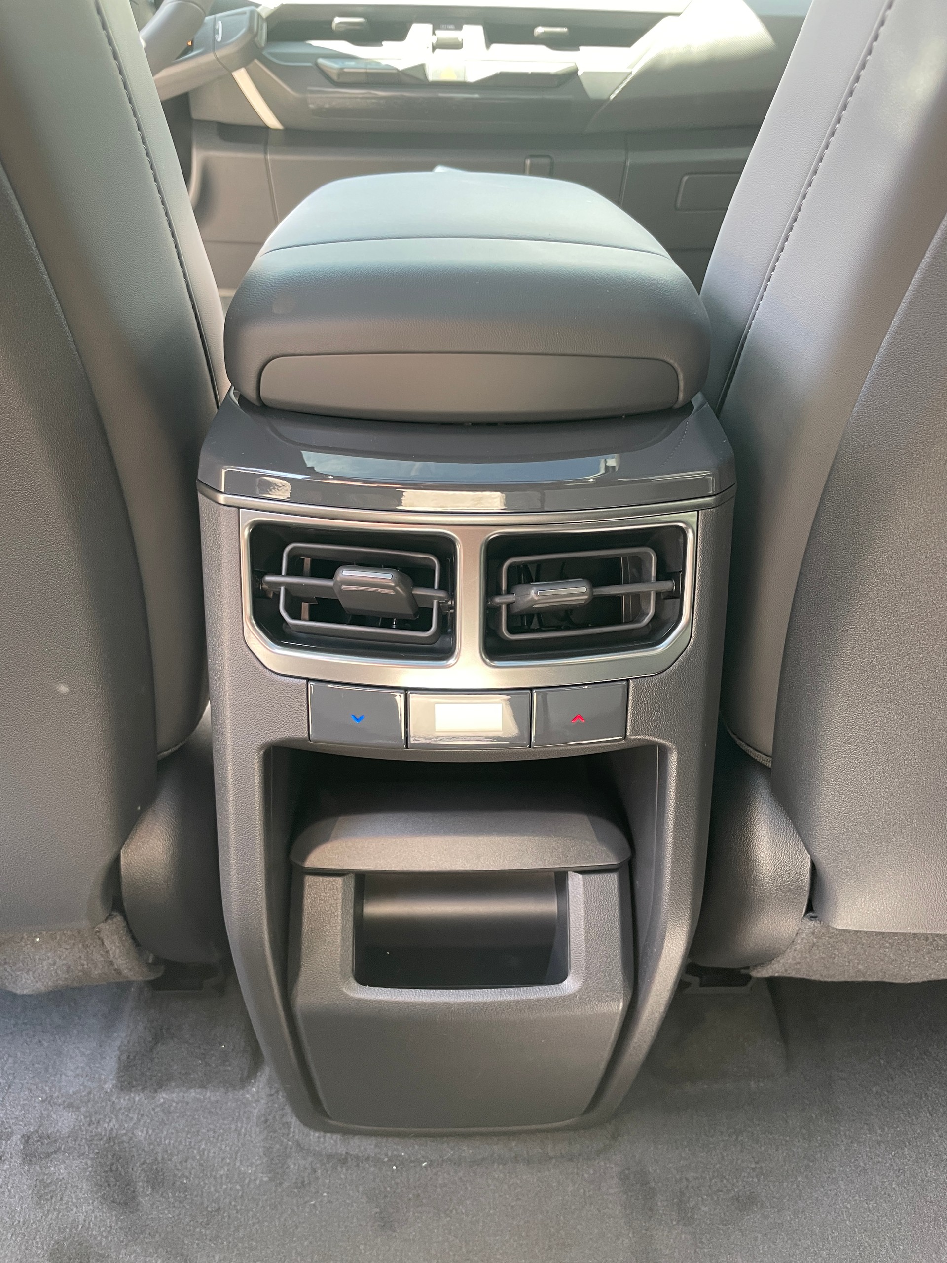 KIA EV5 81,4 kWh GT Line 4x4 mit GT-Line Pack und Panorama-image-18