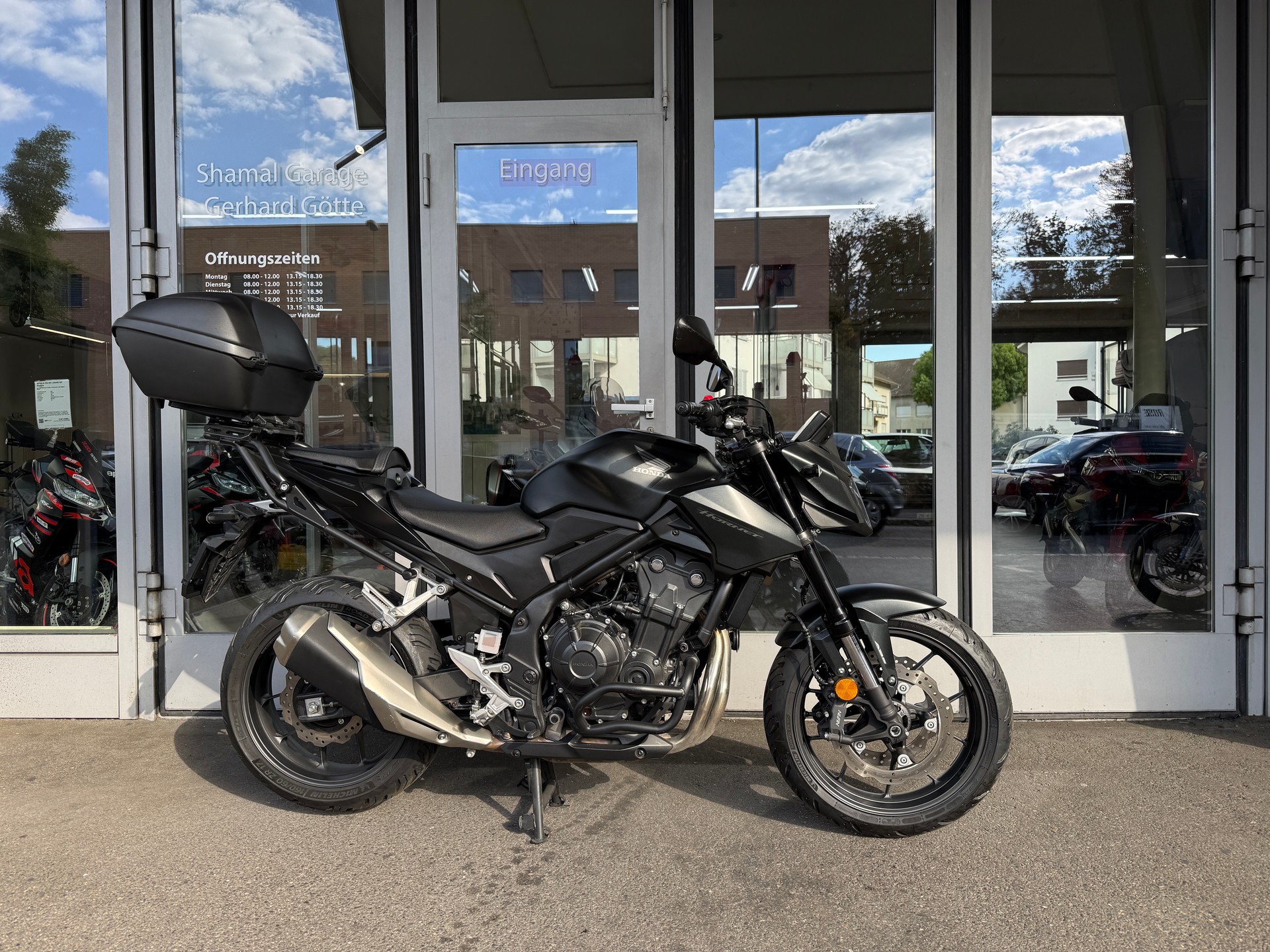 HONDA CB 500 Hornet-showroom-element-1