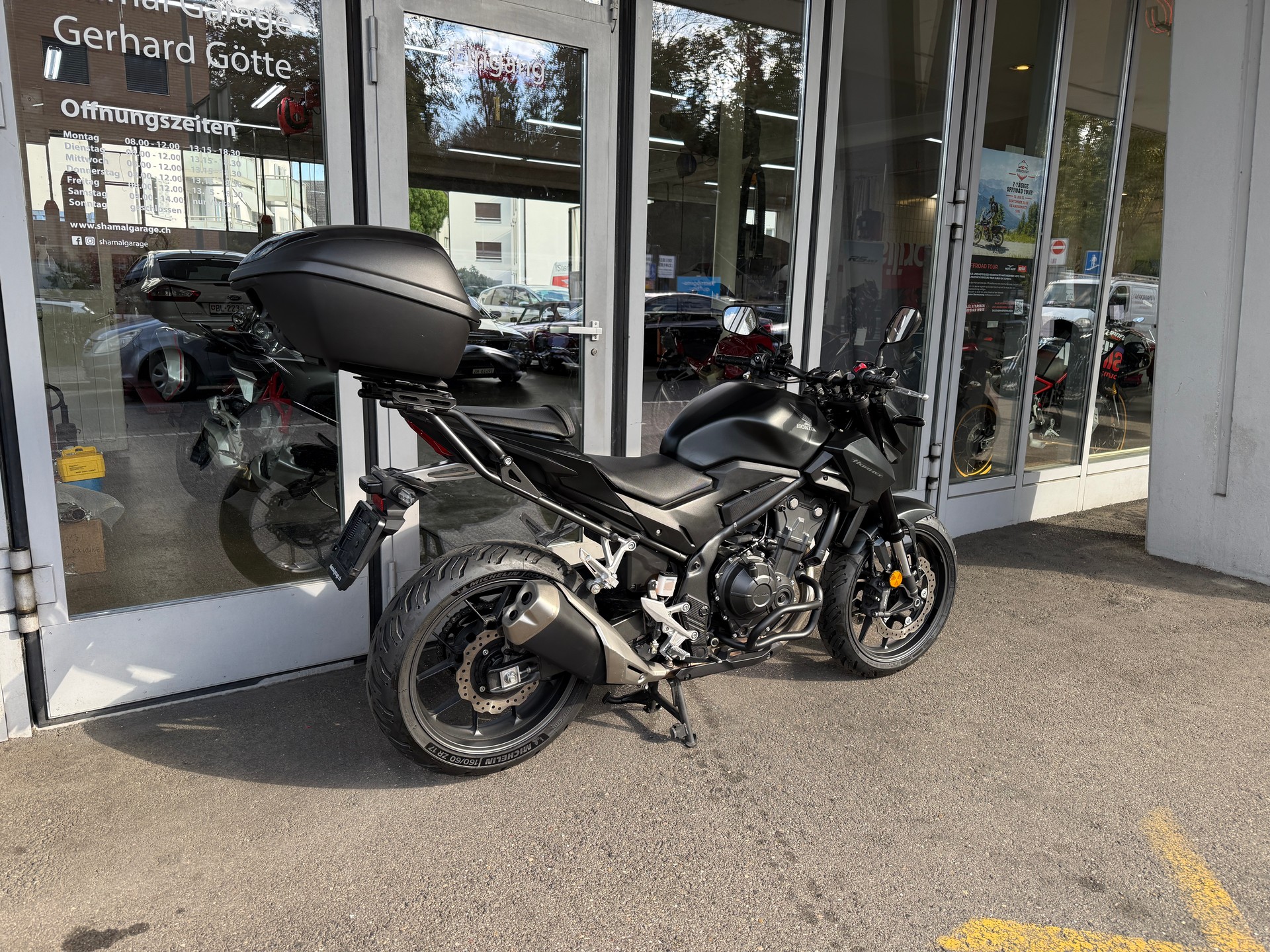 HONDA CB 500 Hornet-showroom-element-2