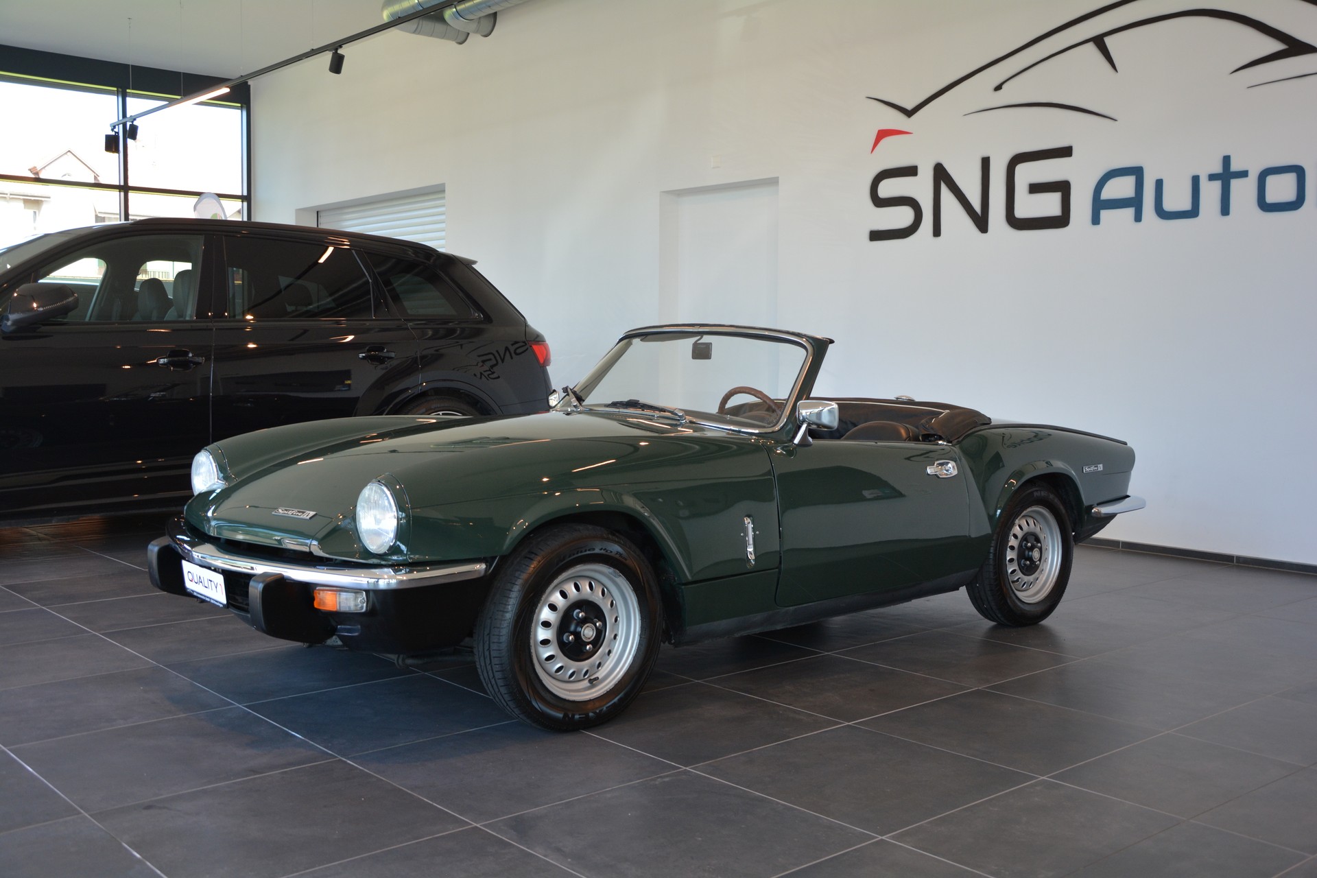 TRIUMPH Spitfire IV-showroom-element-1
