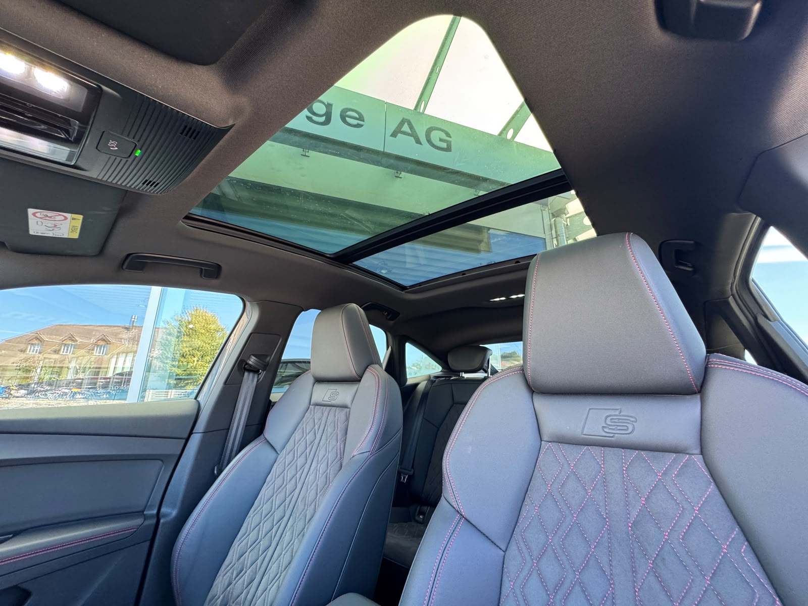 AUDI Q4 Sportback e-tron 45 Edition Swiss Ski quattro / 4x4 mit Black Edition & S-line Packet-image-14
