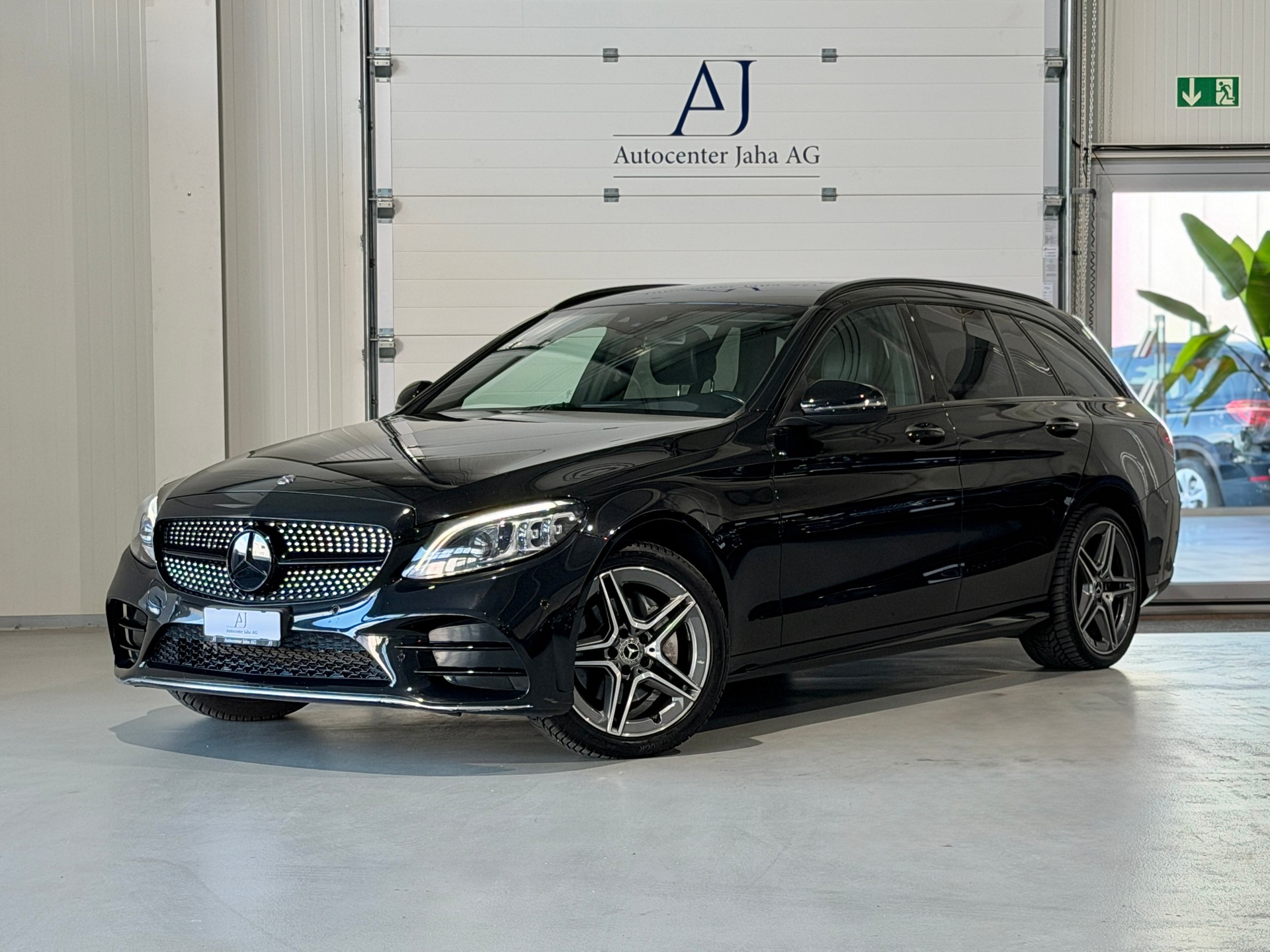 MERCEDES-BENZ C 200 Swiss Star AMG Line 4M 9G-Tronic (CH)