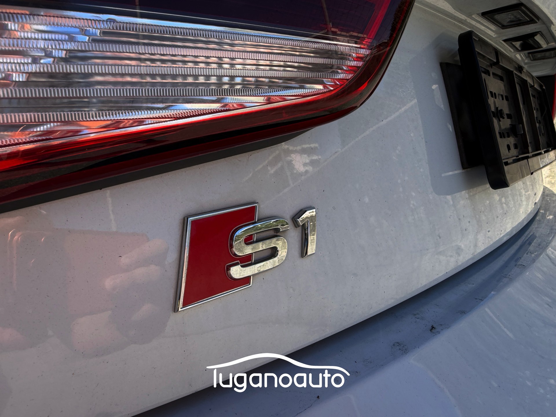 AUDI S1 Sportback 2.0 TFSI Sport quattro-image-4
