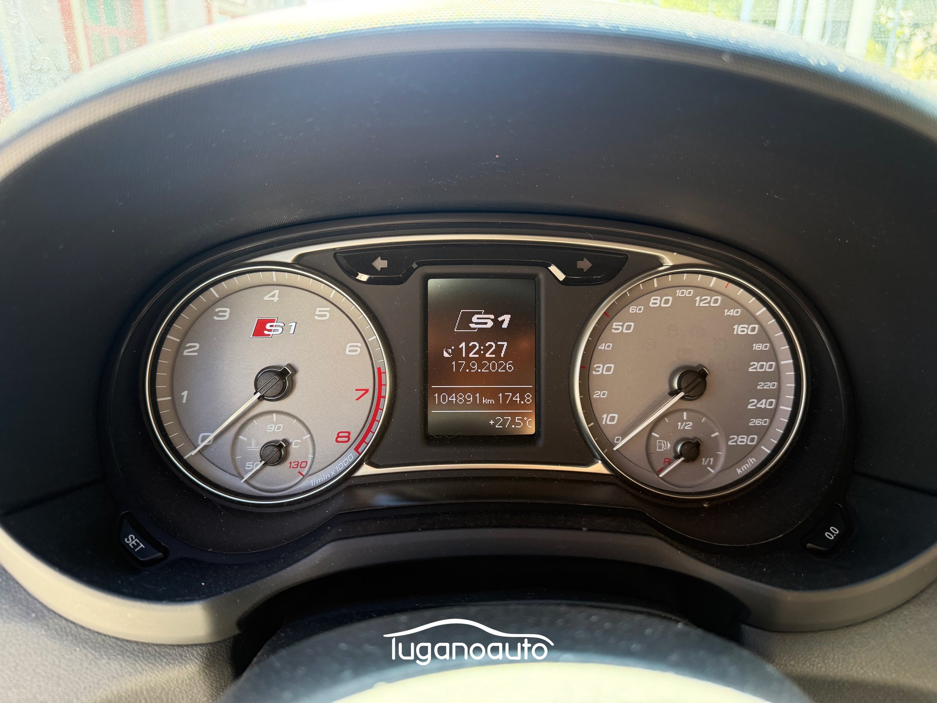 AUDI S1 Sportback 2.0 TFSI Sport quattro-image-8
