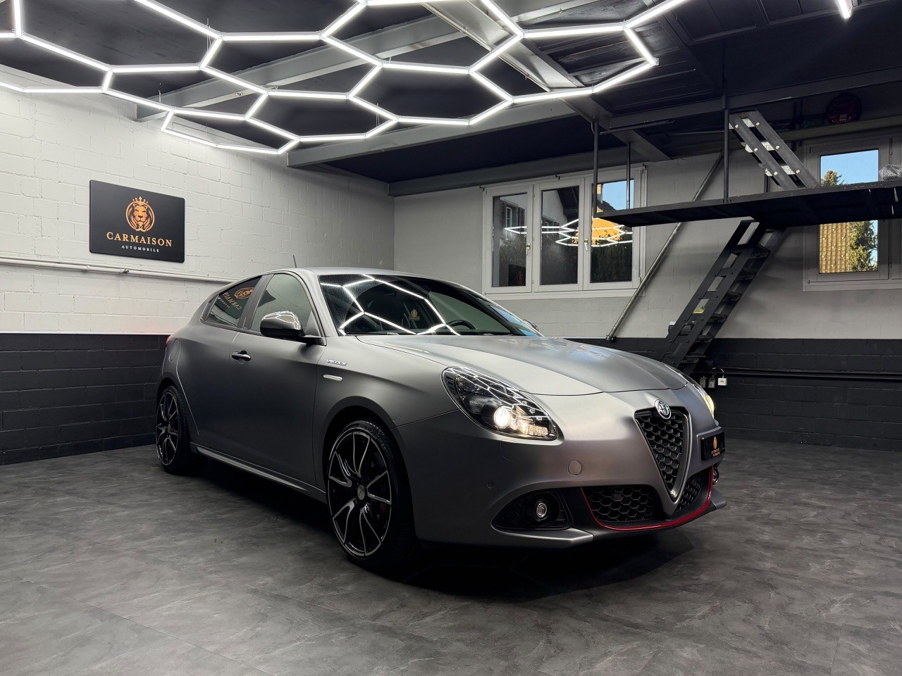 ALFA ROMEO Giulietta 1750 TBi Veloce TCT QV | CH-Auto | Grau Matt | Ragazzon Auspuff