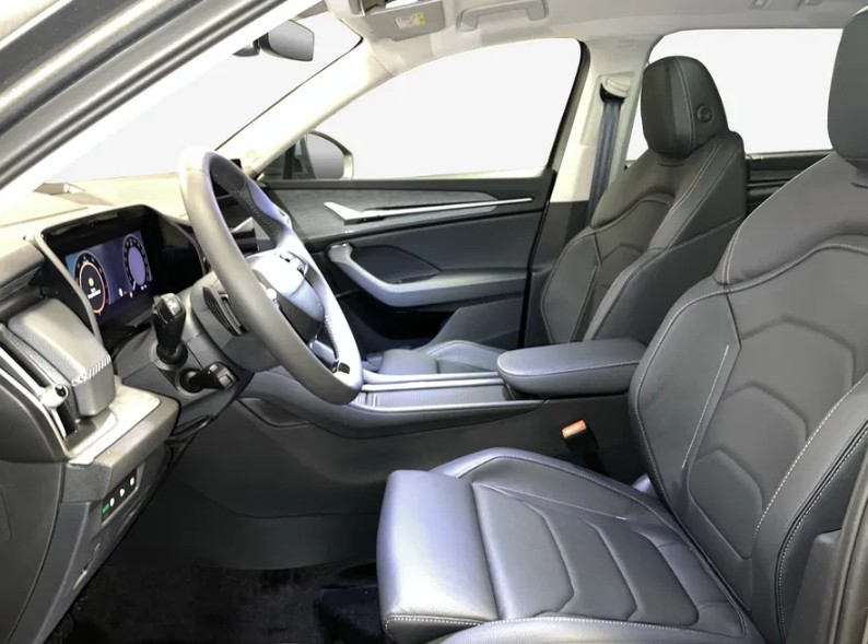 SKODA Kodiaq Dynamic 2.0TSI 204PS 7DSG4x4-image-6