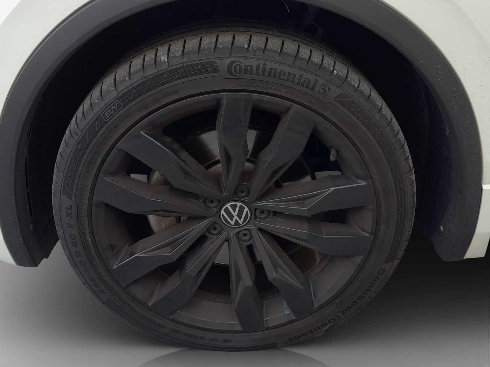 VW Tiguan 2.0 TDI SCR R-Line 4Motion DSG-image-12