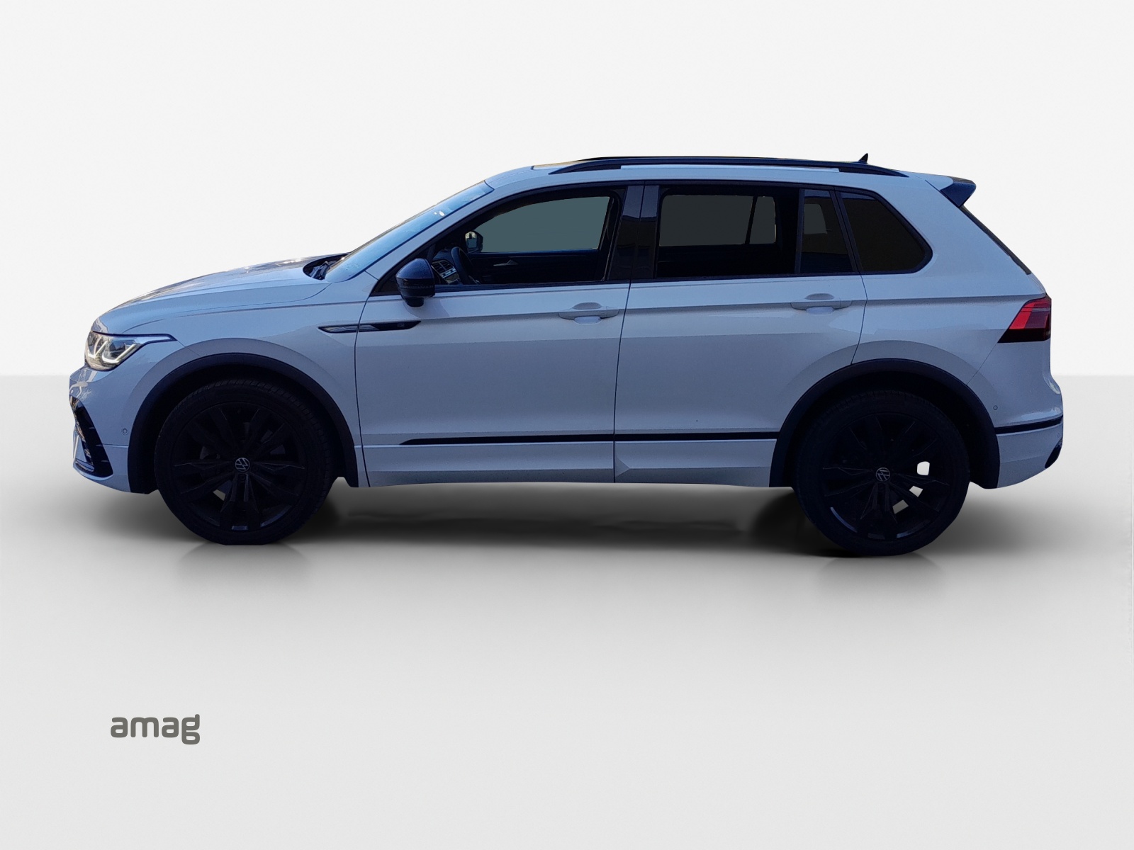 VW Tiguan 2.0 TDI SCR R-Line 4Motion DSG-showroom-element-1