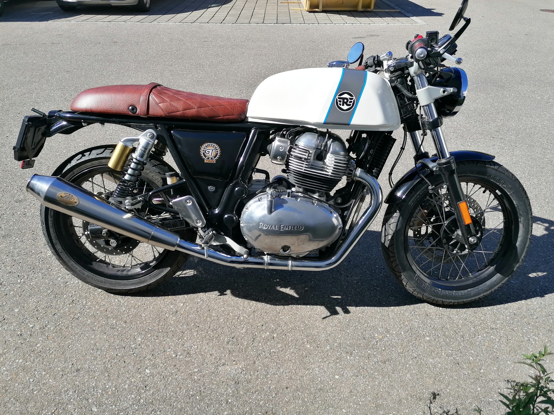 ROYAL ENFIELD GT 650-image-1
