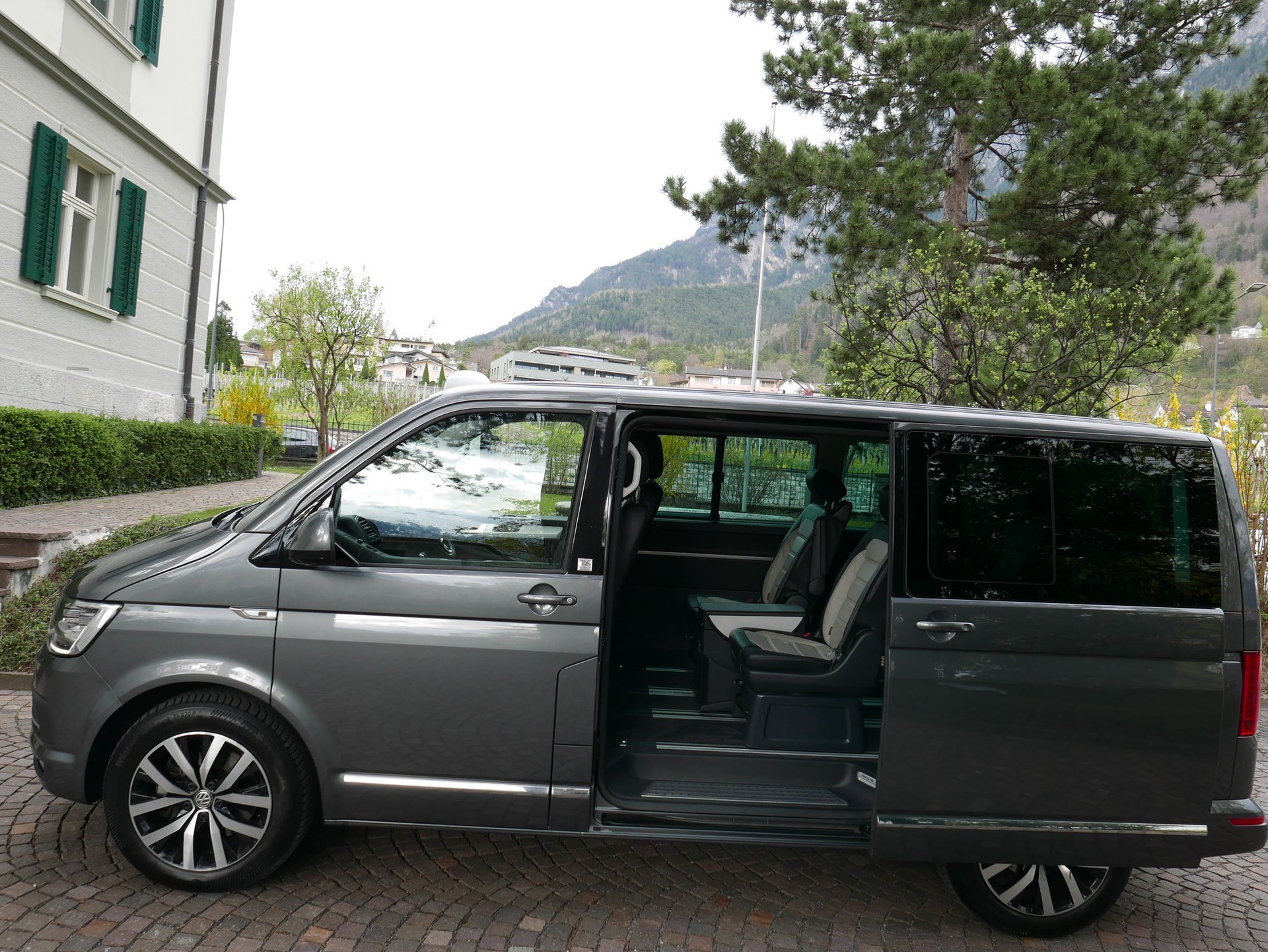 VW T6 Multivan 2.0 Bi-TDI Highline Liberty 4Mot. DSG-image-3