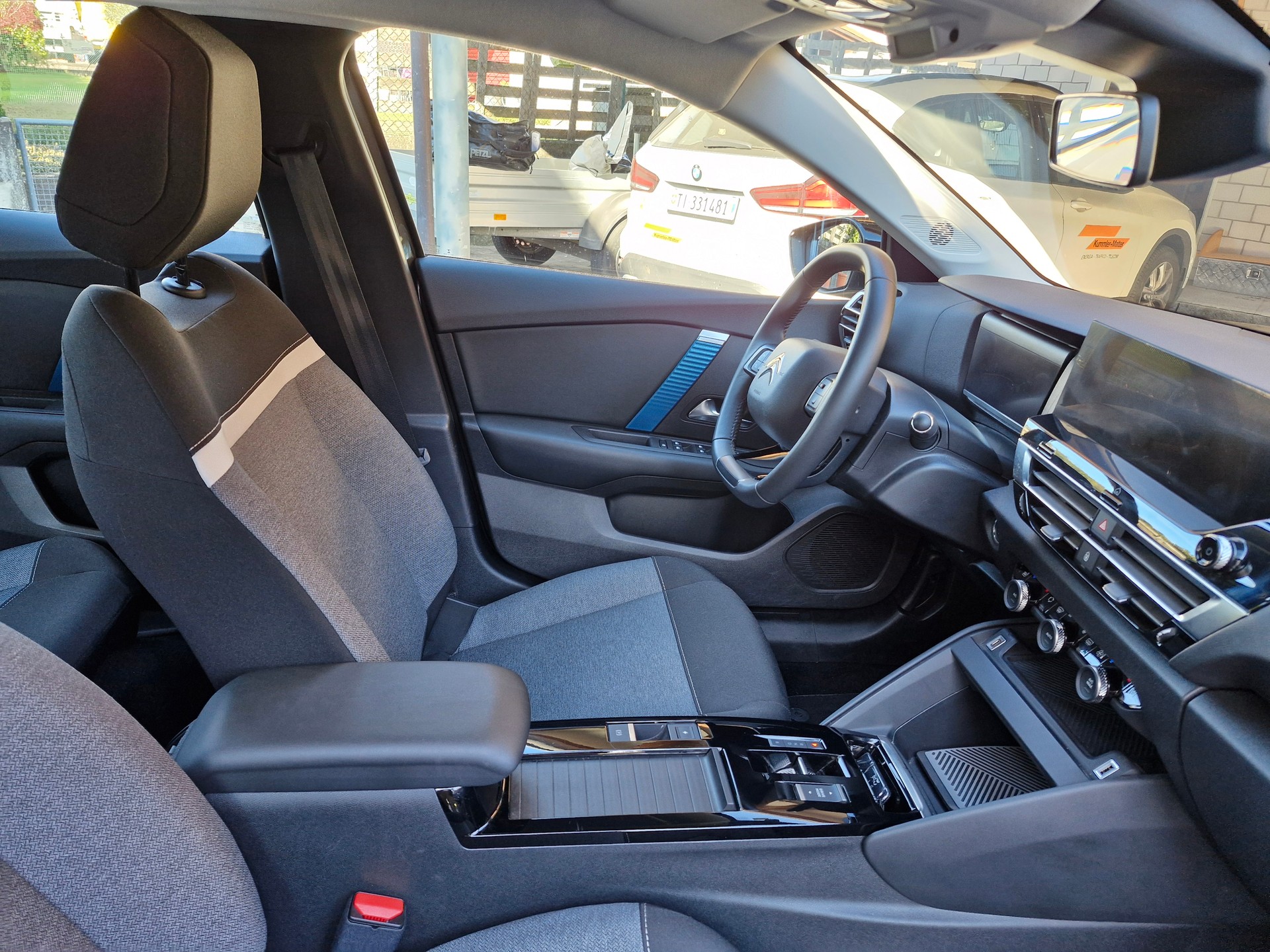CITROEN C4 Electric Swiss Edition-image-5