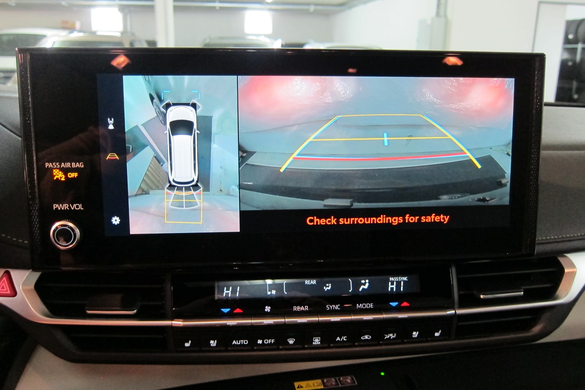 TOYOTA SIENNA 2025 PLATINUM AWD-image-7