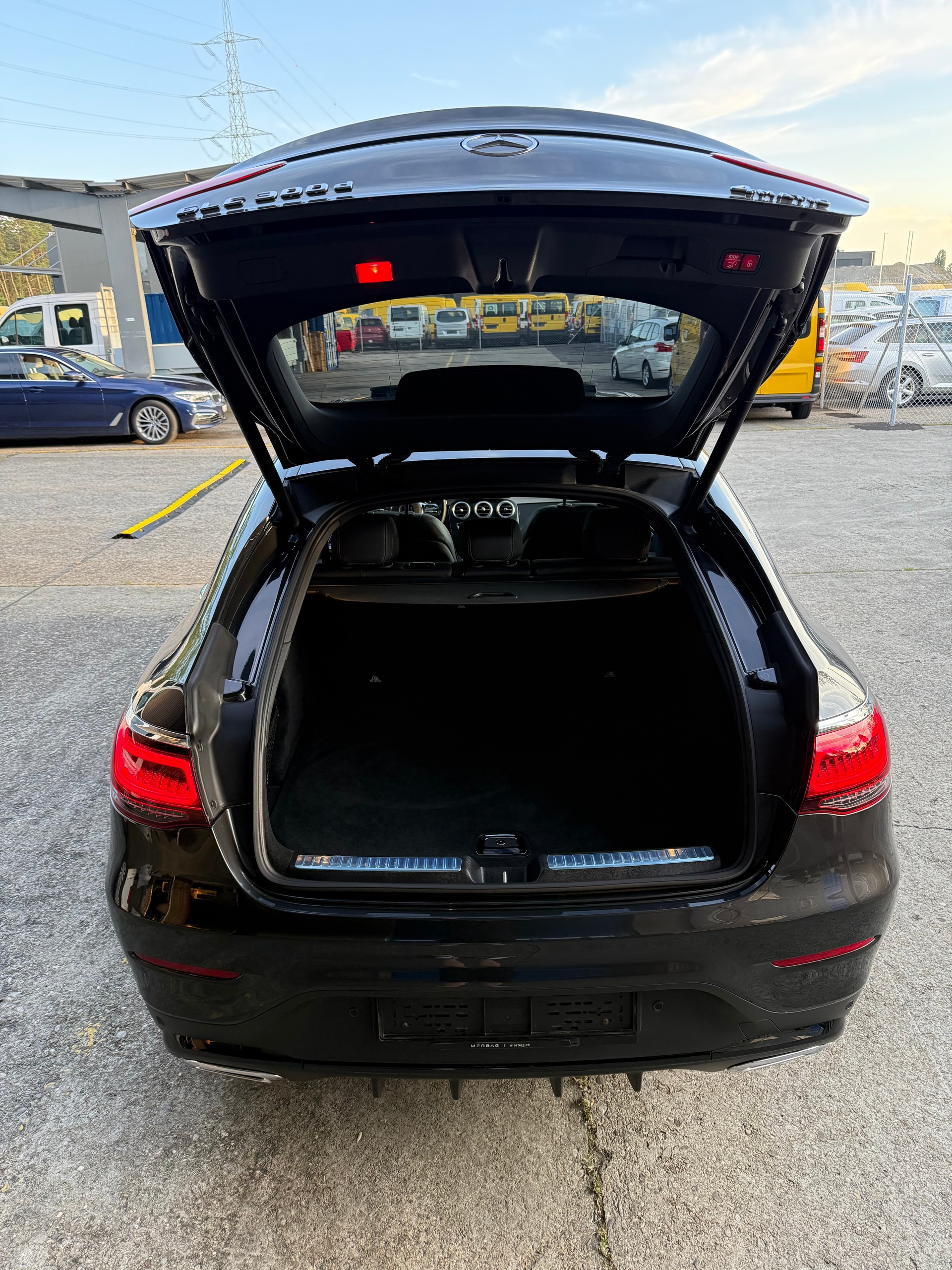 MERCEDES-BENZ GLC Coupé 300 d AMG Line 4Matic 9G-Tronic-image-5