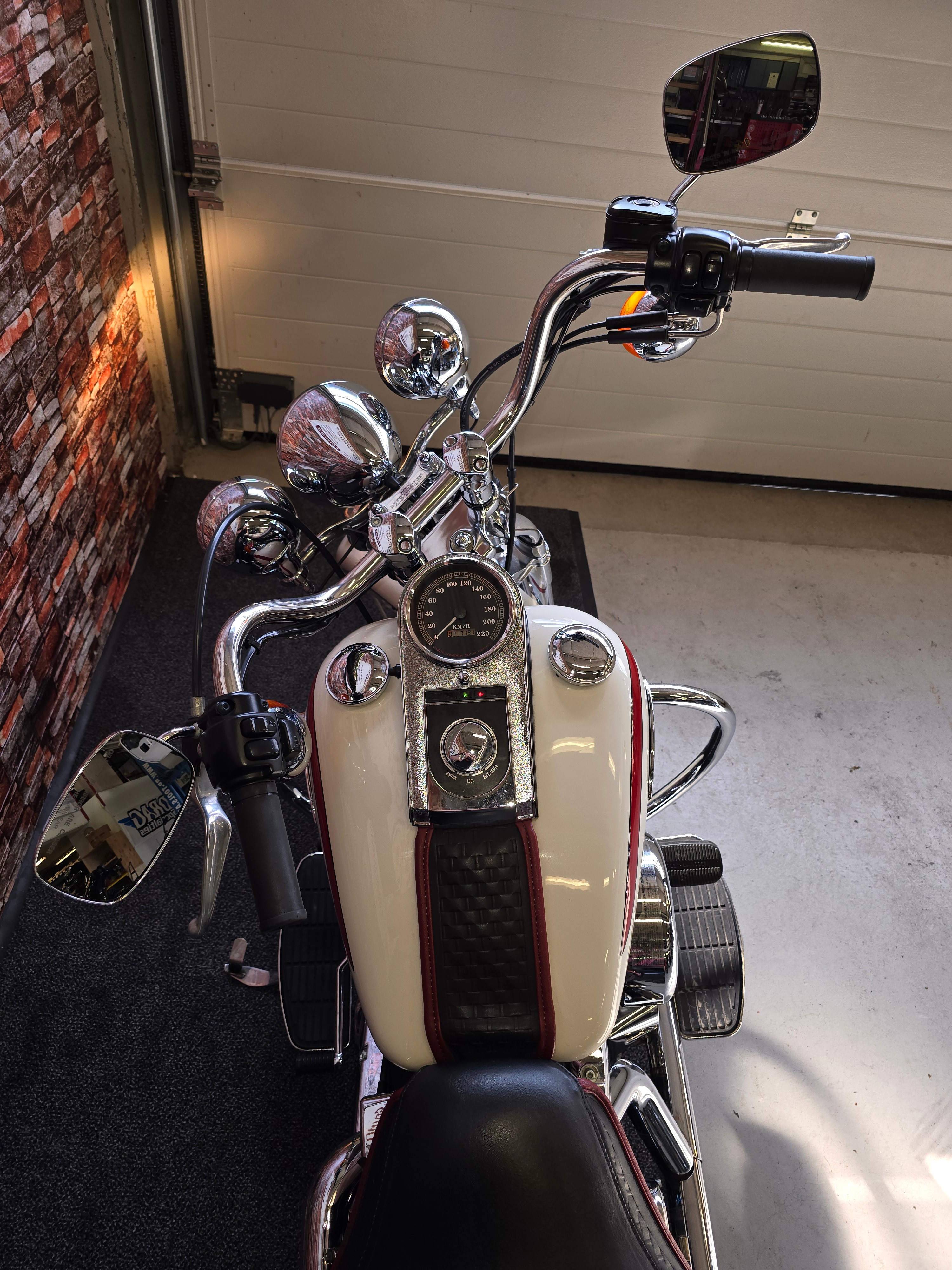 1Vintage Wheels Garage GmbH | MotoScout24