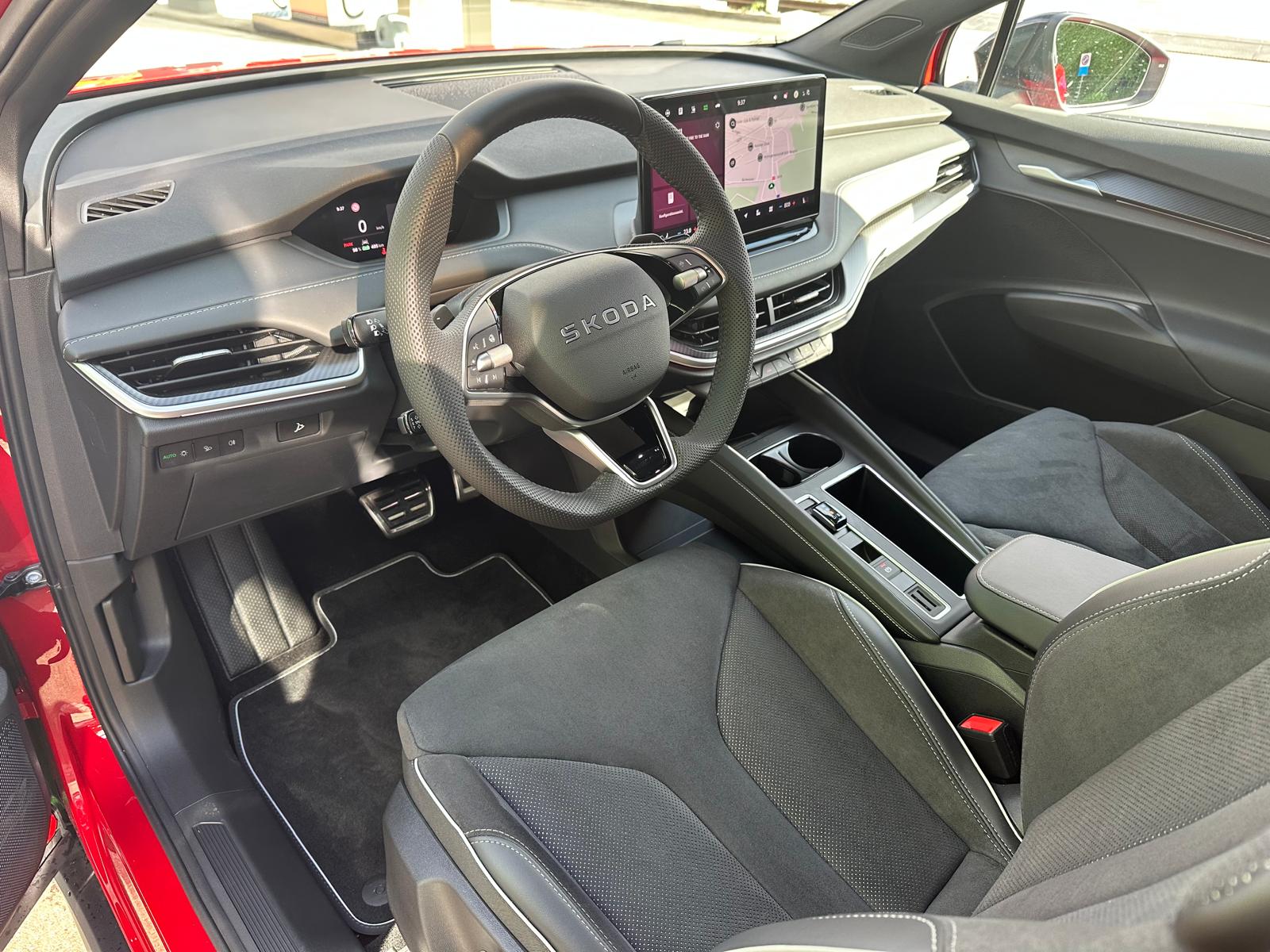 SKODA Elroq 85 Sportline-image-12