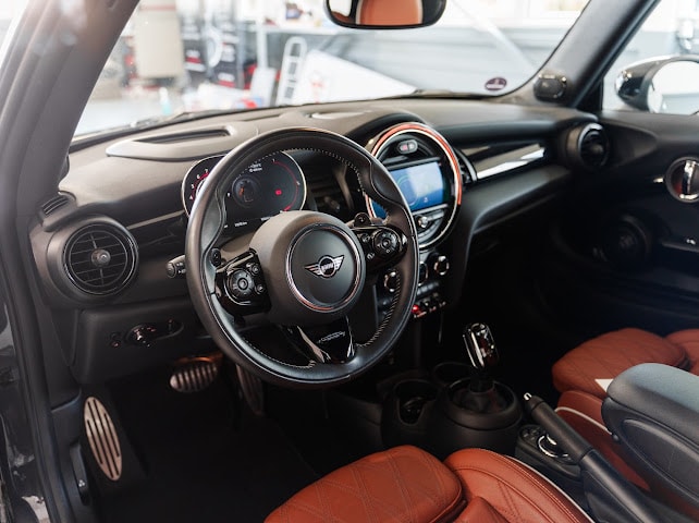 MINI Cooper John Cooper Works Cabriolet Steptronic CH🇨🇭-image-13