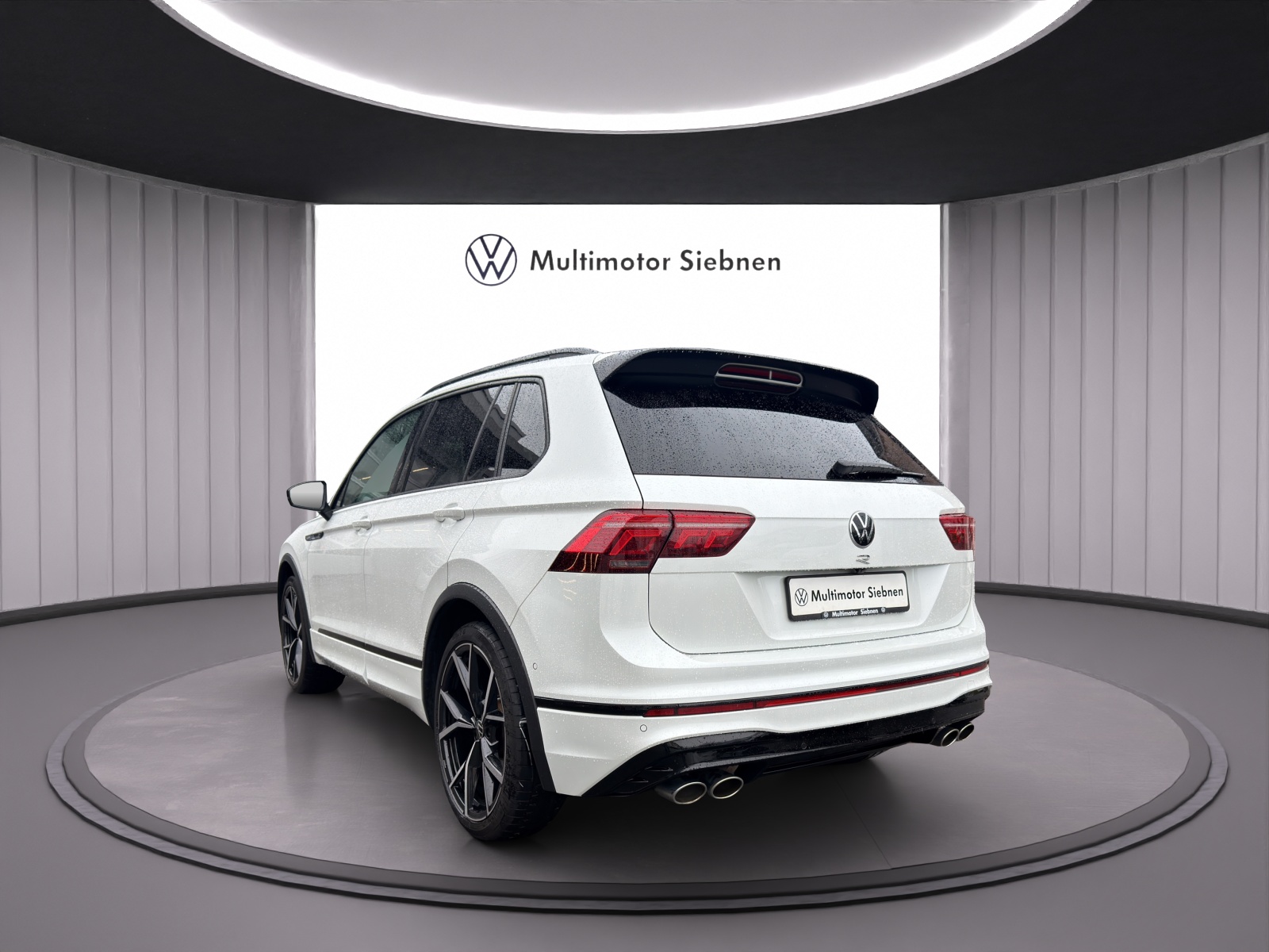 VW Tiguan 2.0TSI R 4Motion DSG-showroom-element-2