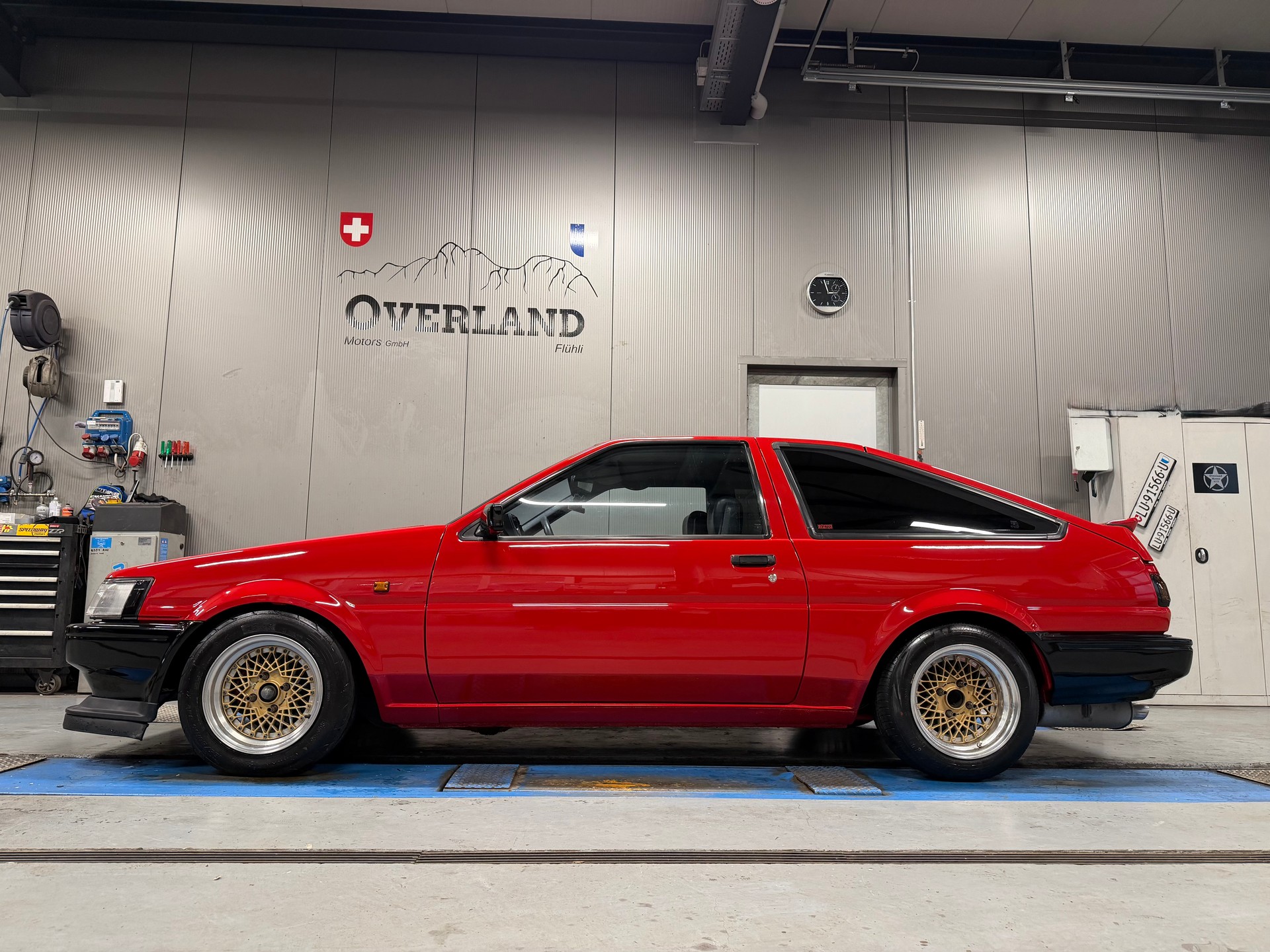 TOYOTA Corolla 1600 GTi Twin Cam-showroom-element-1