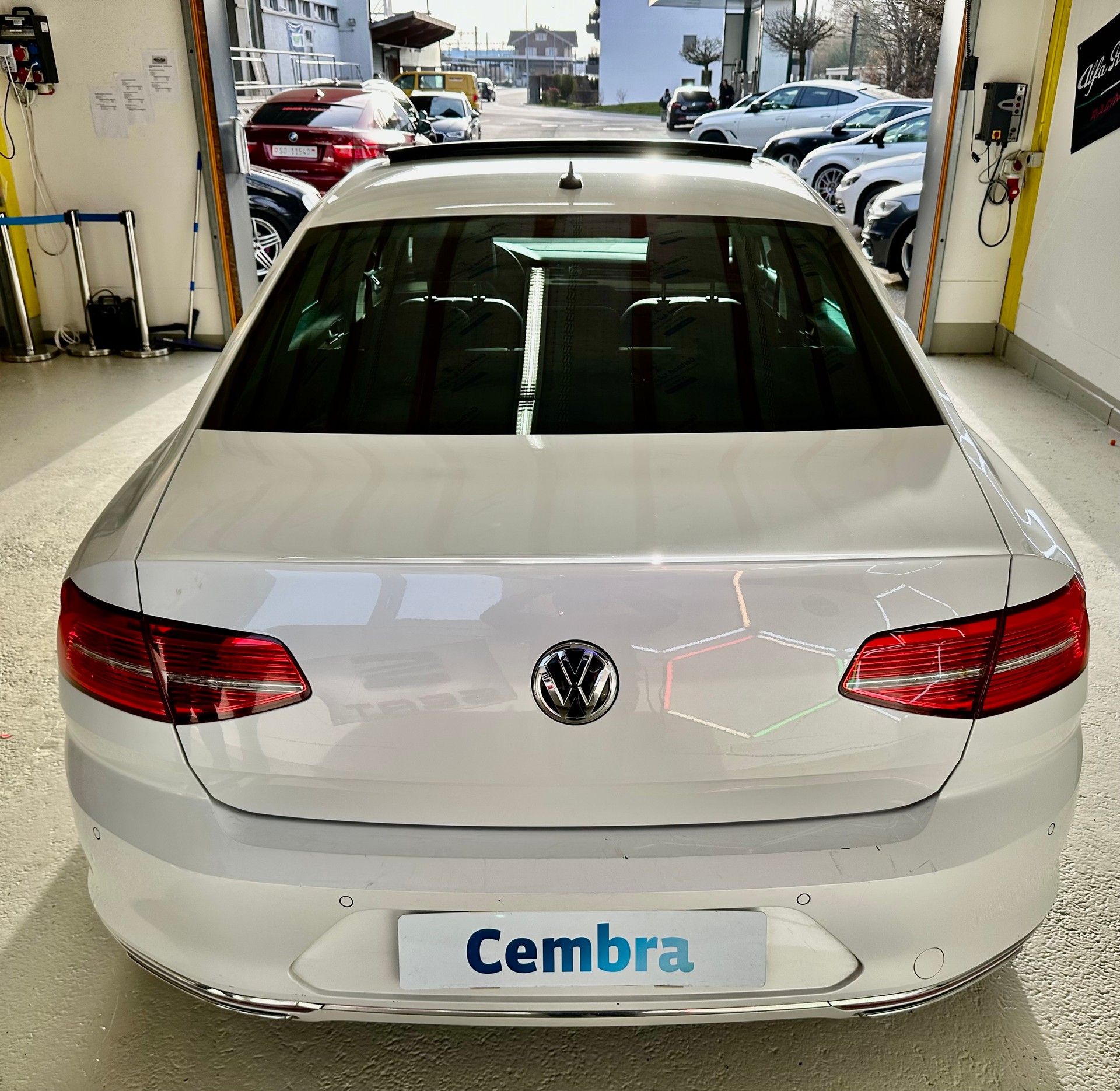 VW Passat 2.0 TSI BMT Sport DSG-image-5