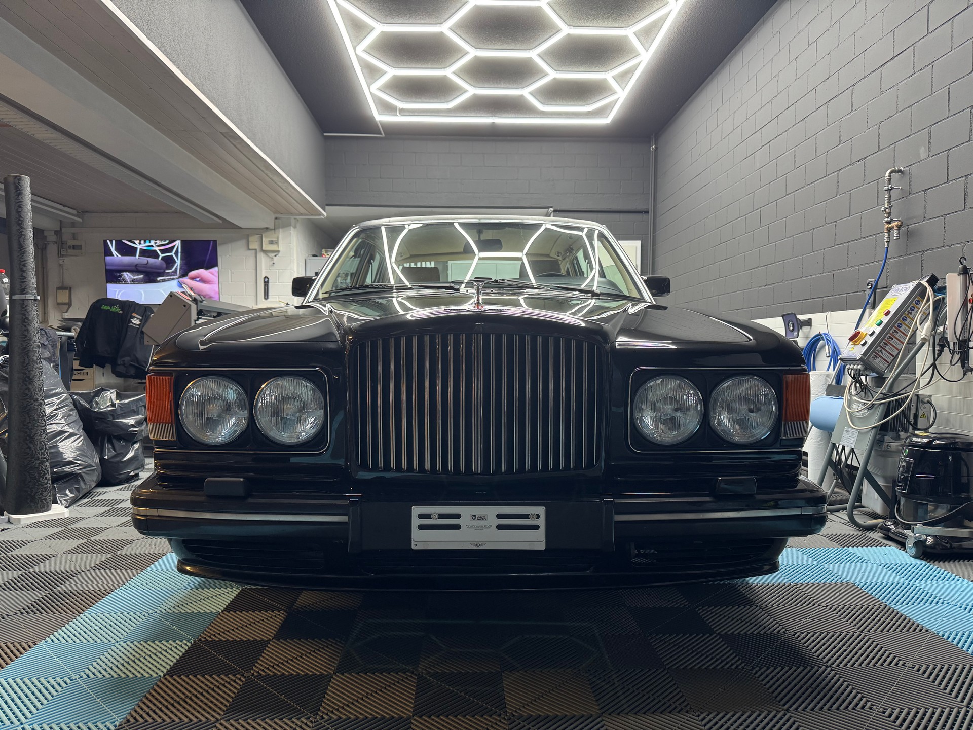 BENTLEY Turbo R-image-1