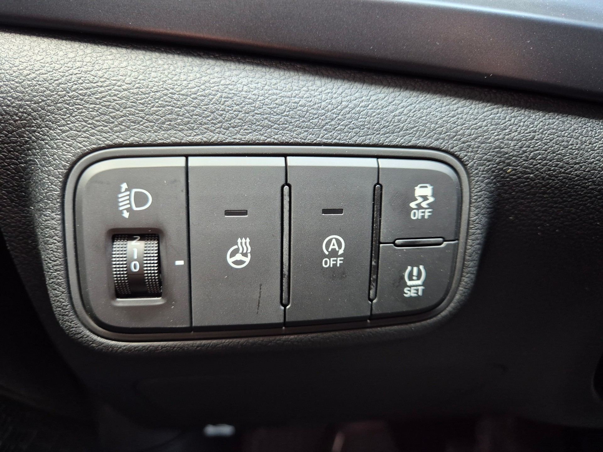 HYUNDAI i20 1.0 T-GDi Vertex DCT-image-8