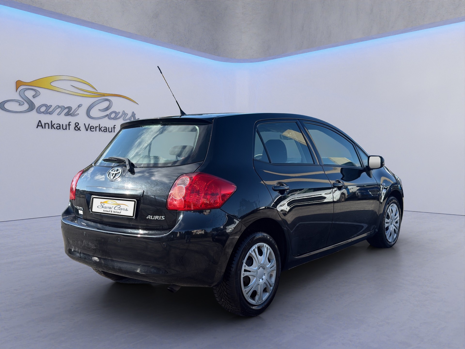 TOYOTA Auris 1.4 Linea Terra-image-6