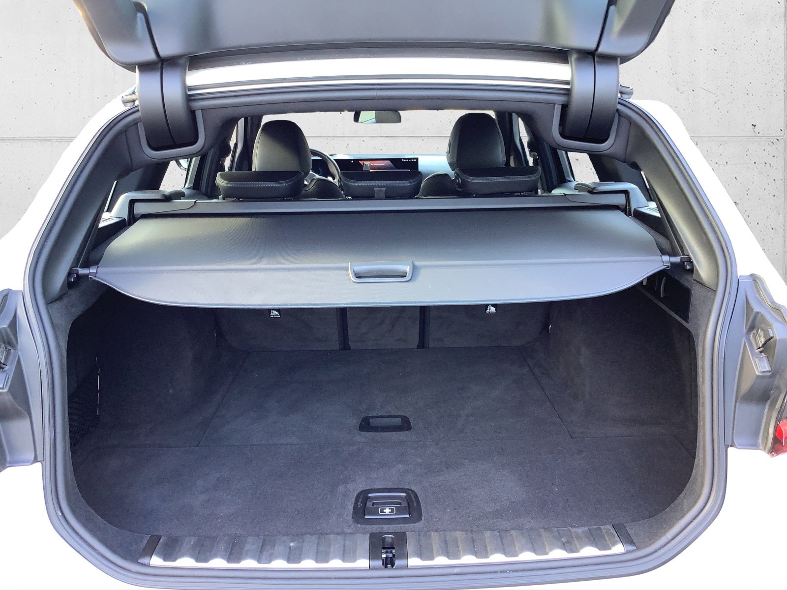 BMW 320d xDr 48V Tour M Sport-image-8