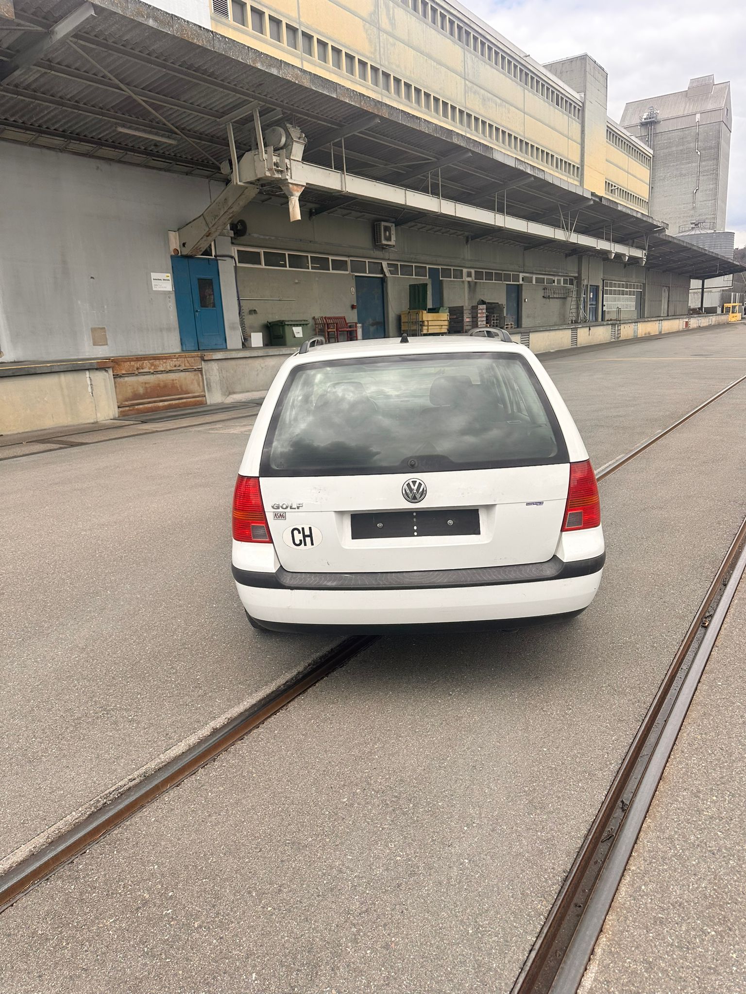 VW Golf Variant 1.6 16V-image-6