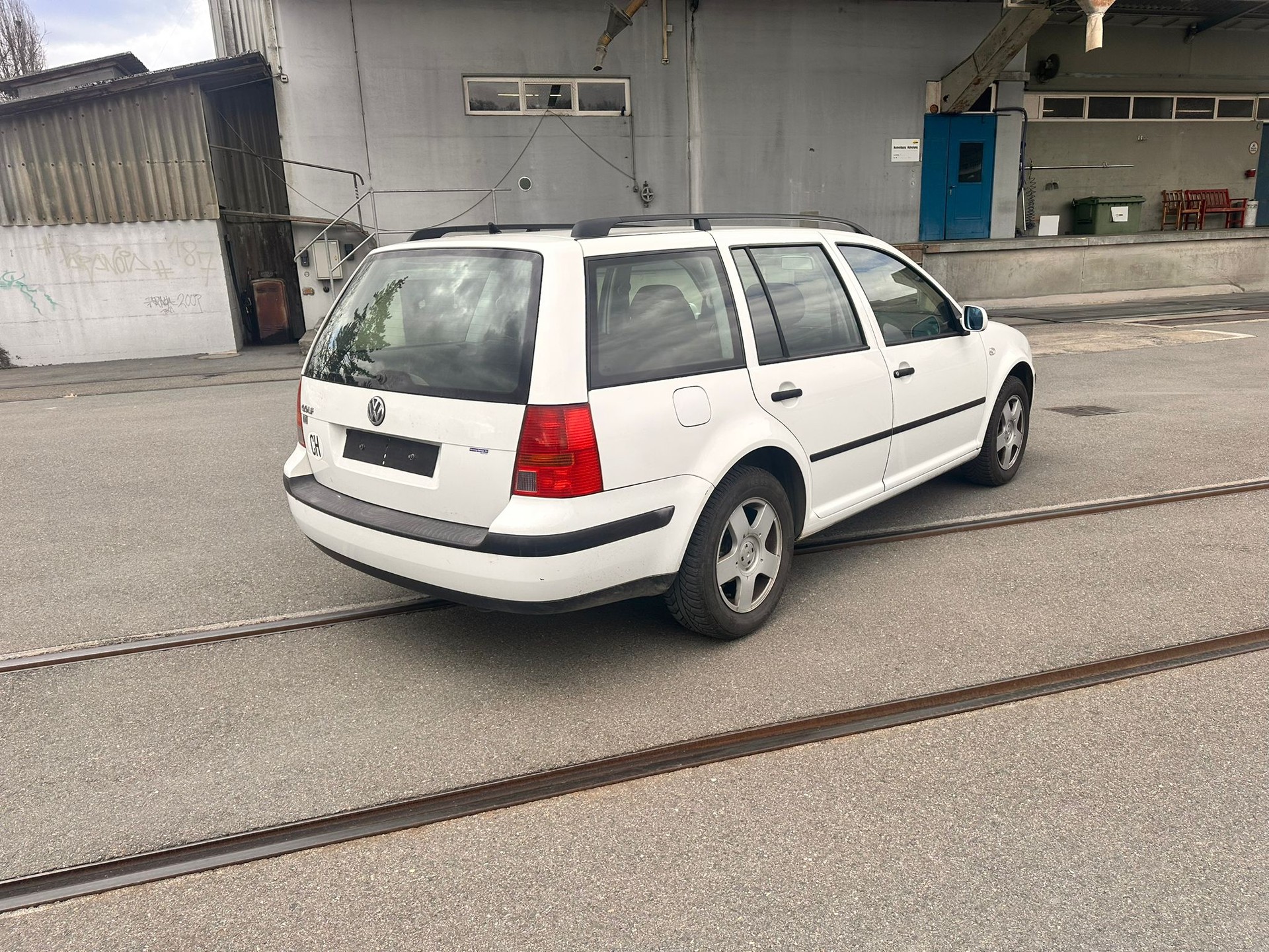 VW Golf Variant 1.6 16V-image-4