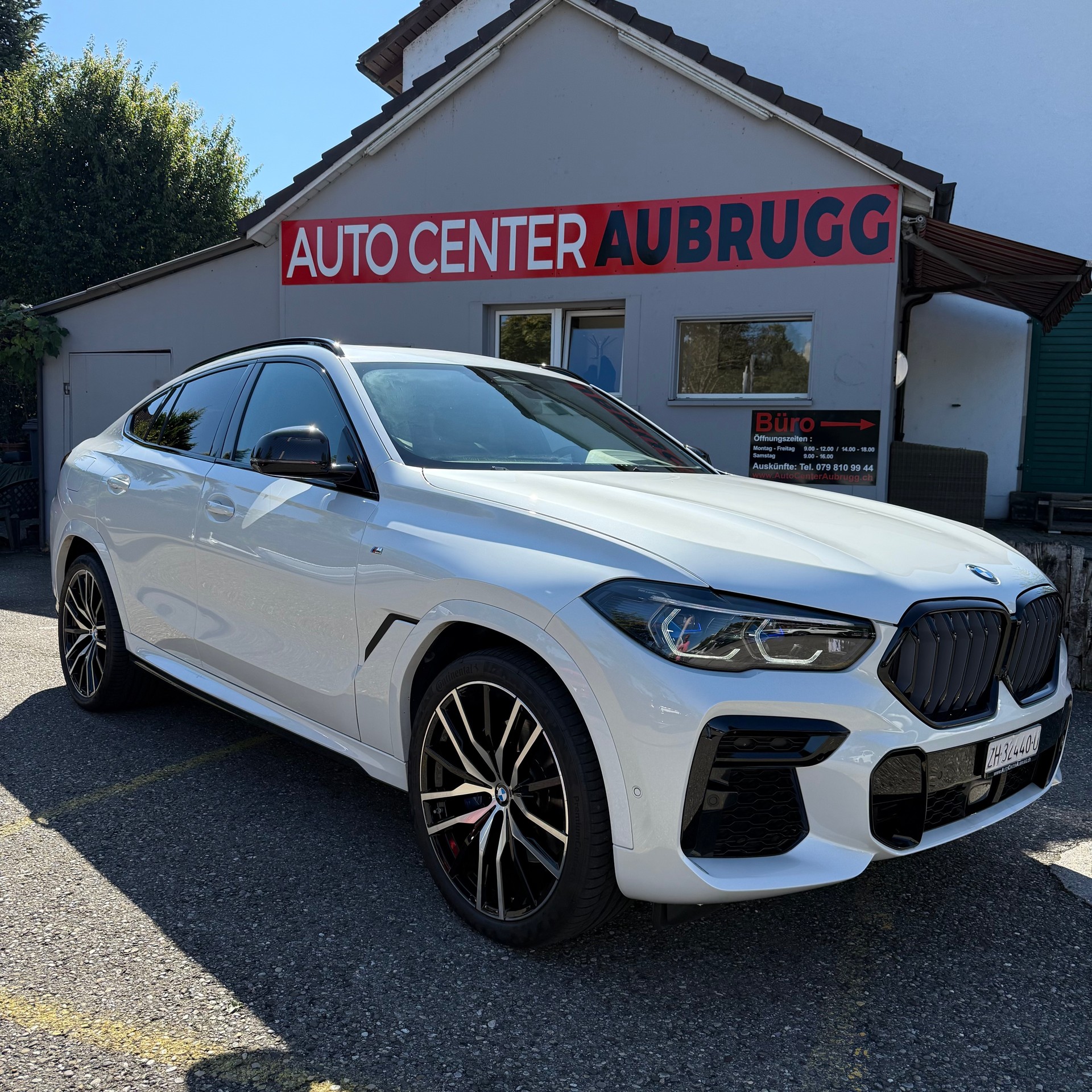 BMW X6 xDrive 48V 30d M Sport Steptronic *LEDER / PANORAMA-DACH / 22 ZOLL ALU / CARBON-PAKET*