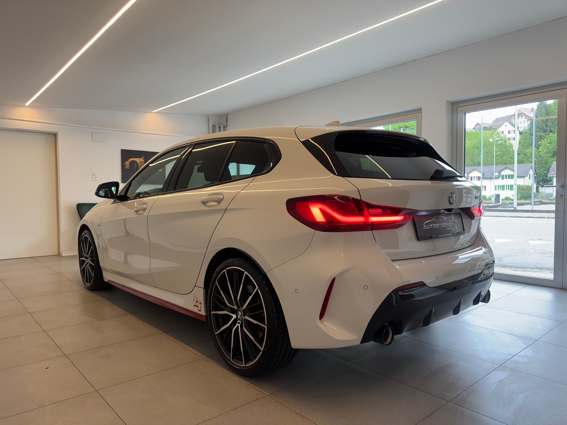 BMW 128ti Steptronic*CH-Fahrzeug*-image-5