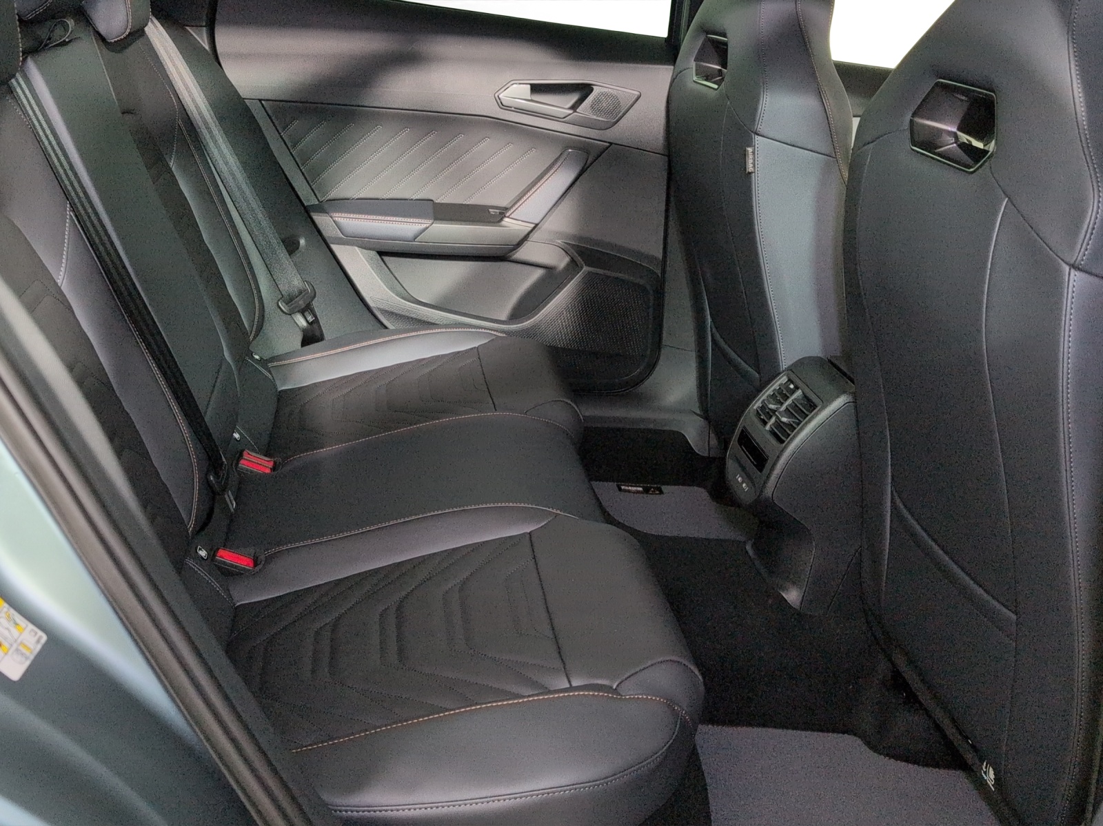 CUPRA Formentor 2.5TSI VZ5 Prime Edition 4Drive DSG-image-8